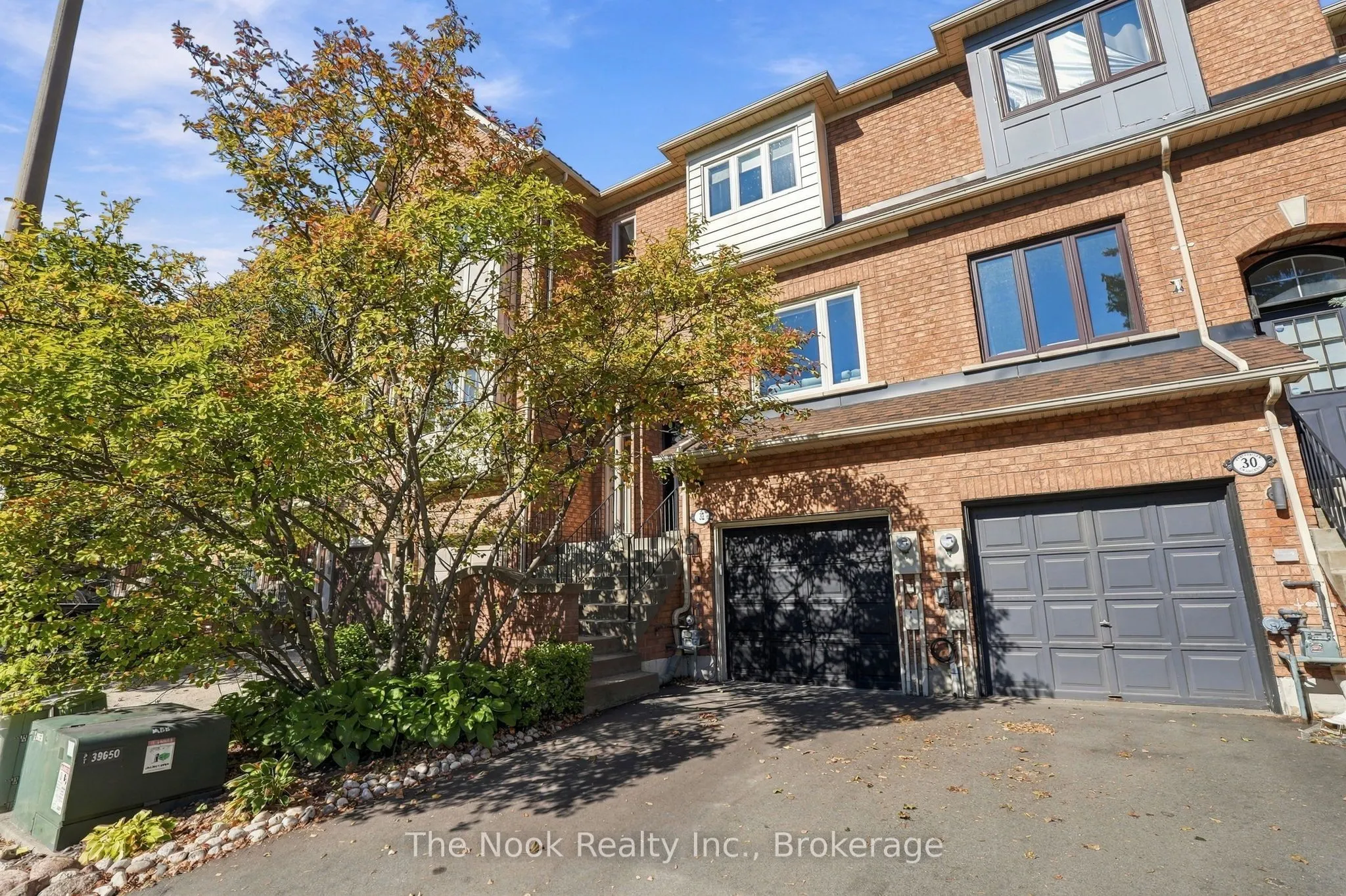 32 Harbourview Crescent