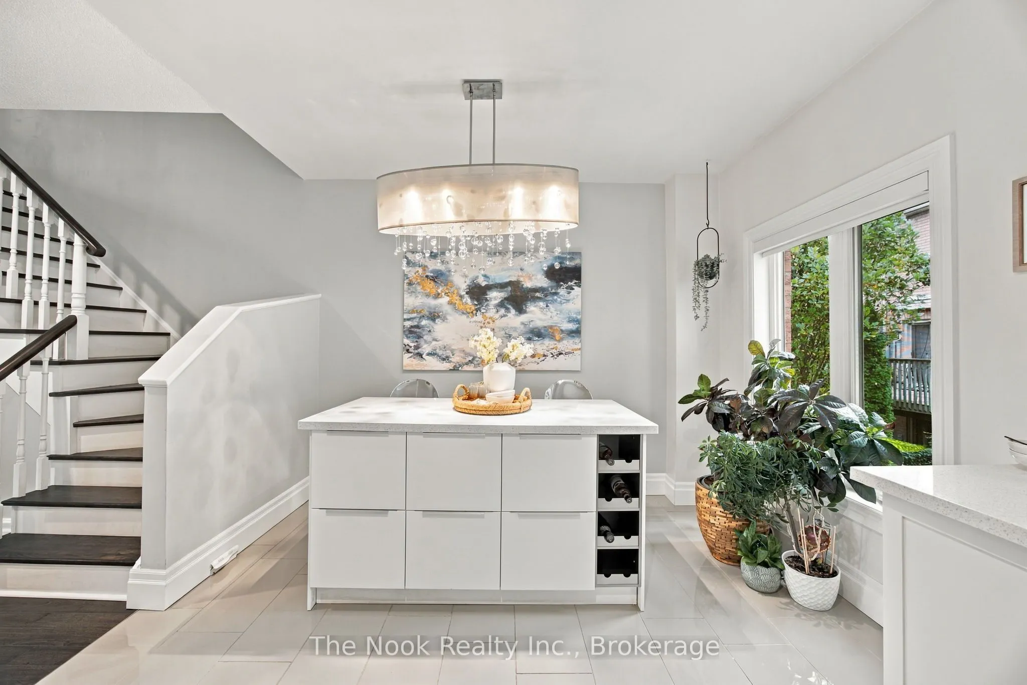 32 Harbourview Crescent
