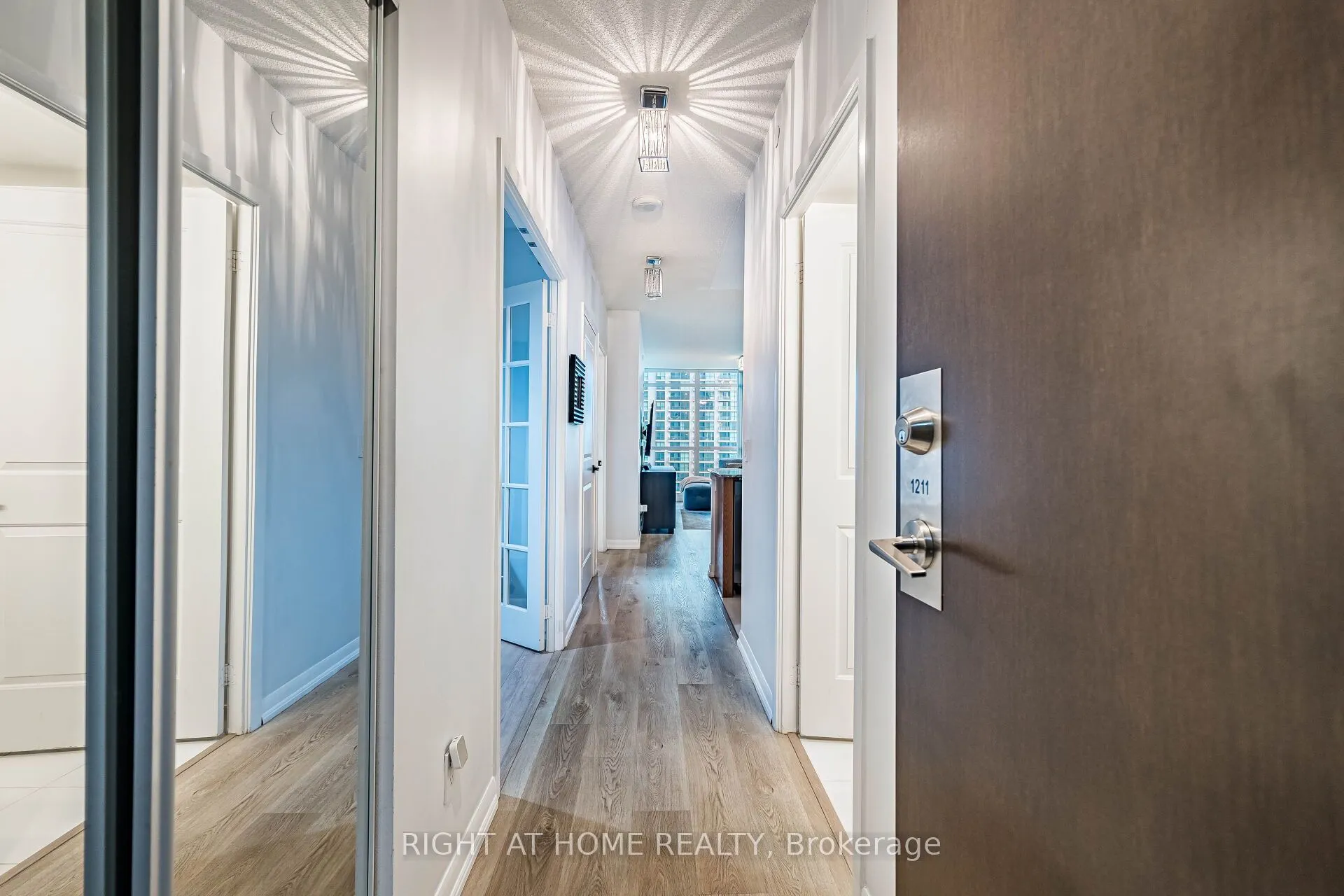 205 Sherway Gardens Road #1211