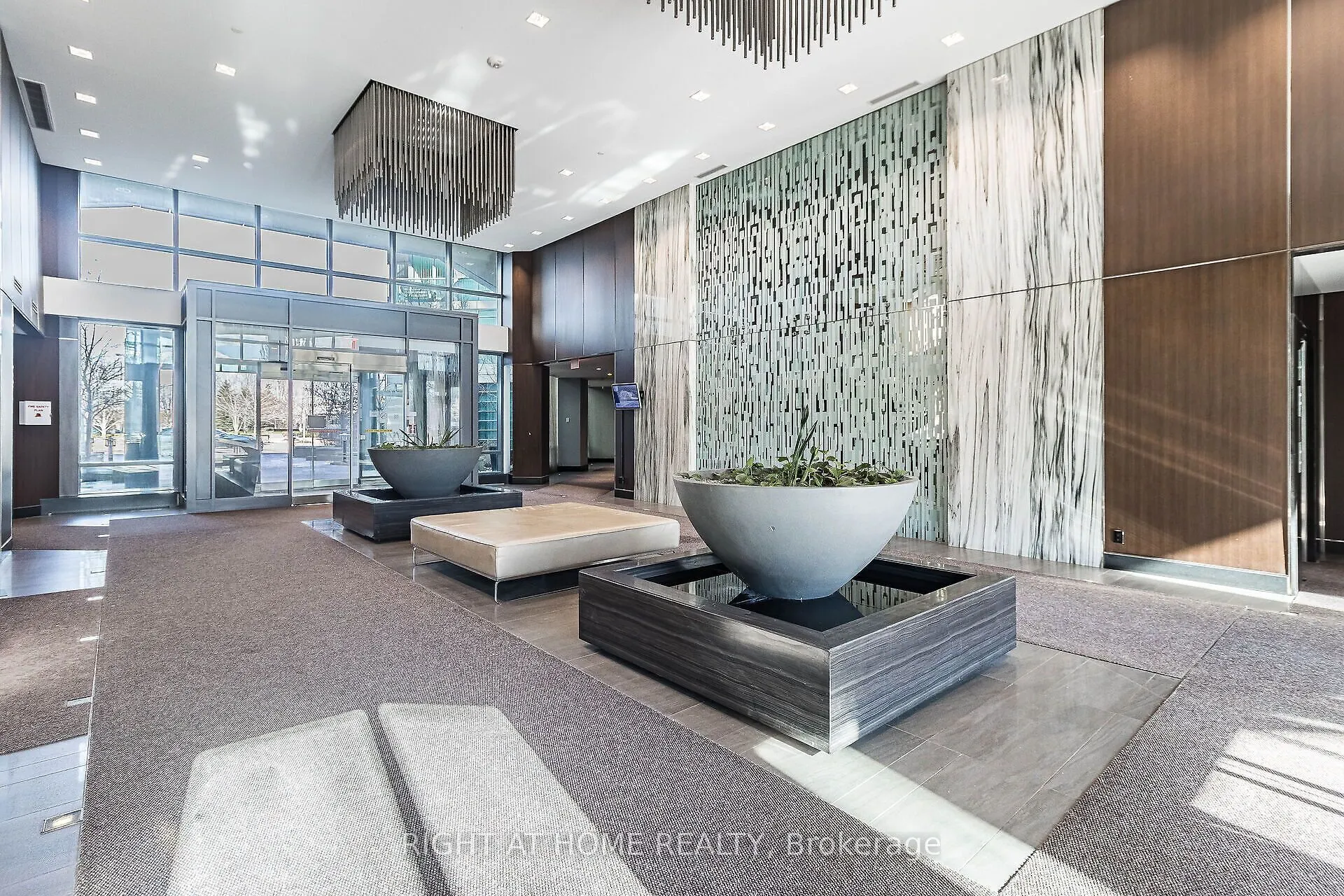 205 Sherway Gardens Road #1211