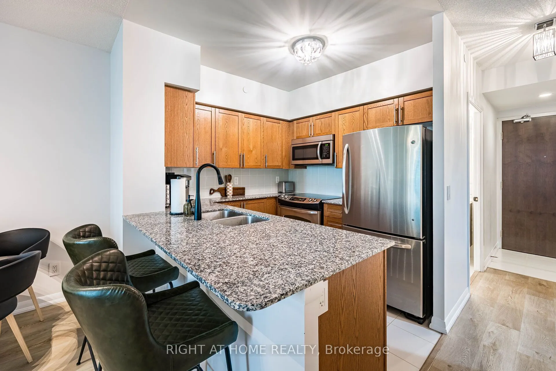 205 Sherway Gardens Road #1211