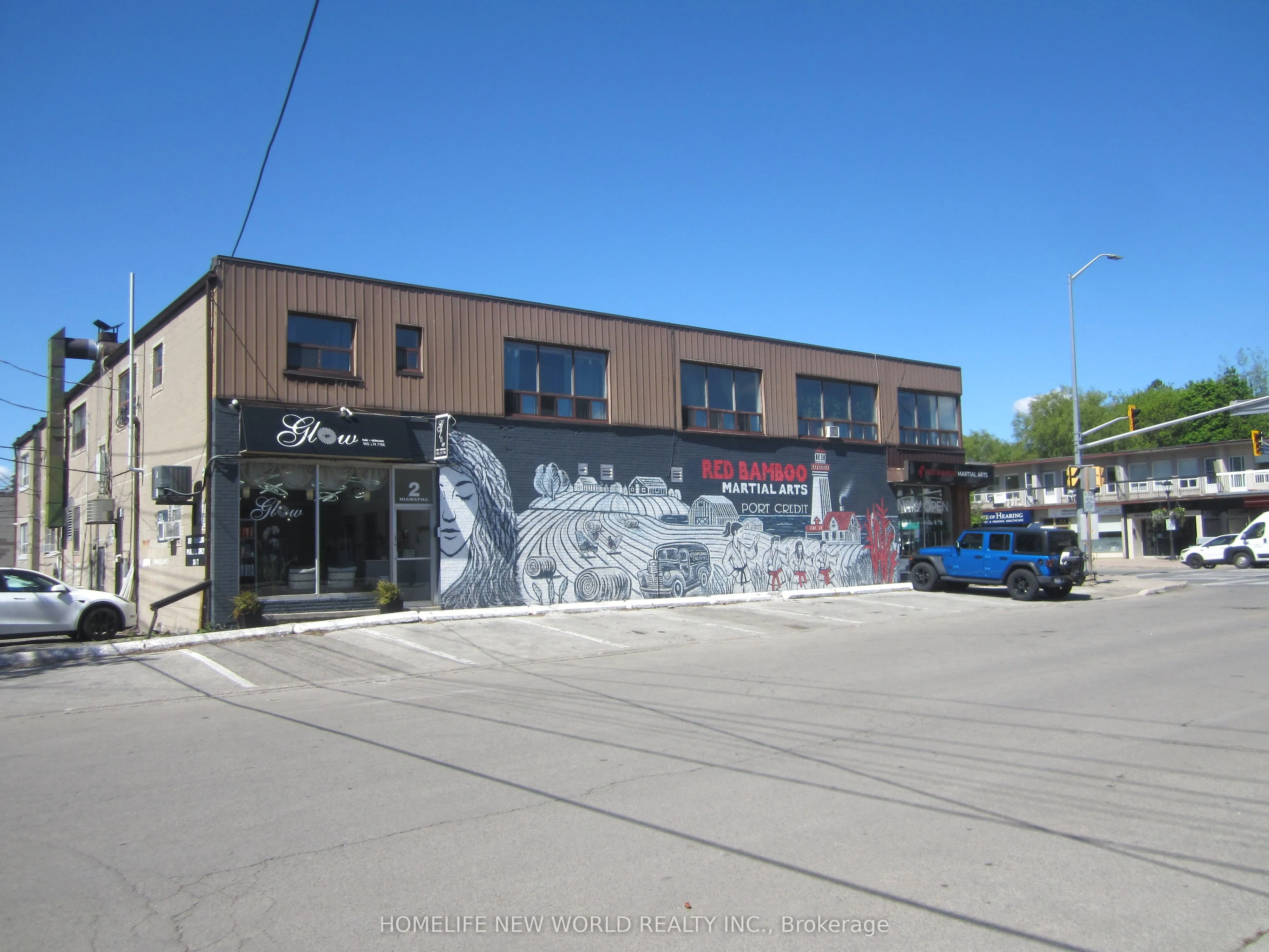 279 Lakeshore Road E