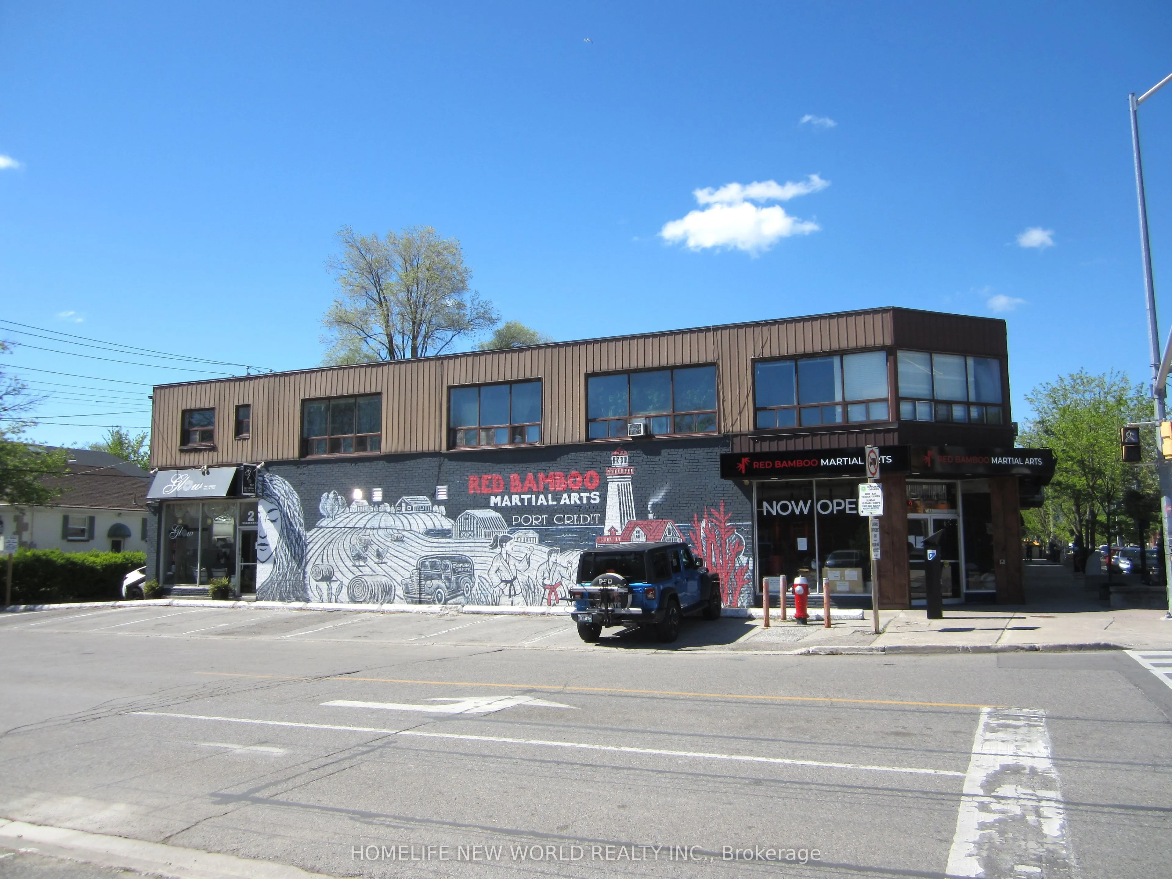 279 Lakeshore Road E
