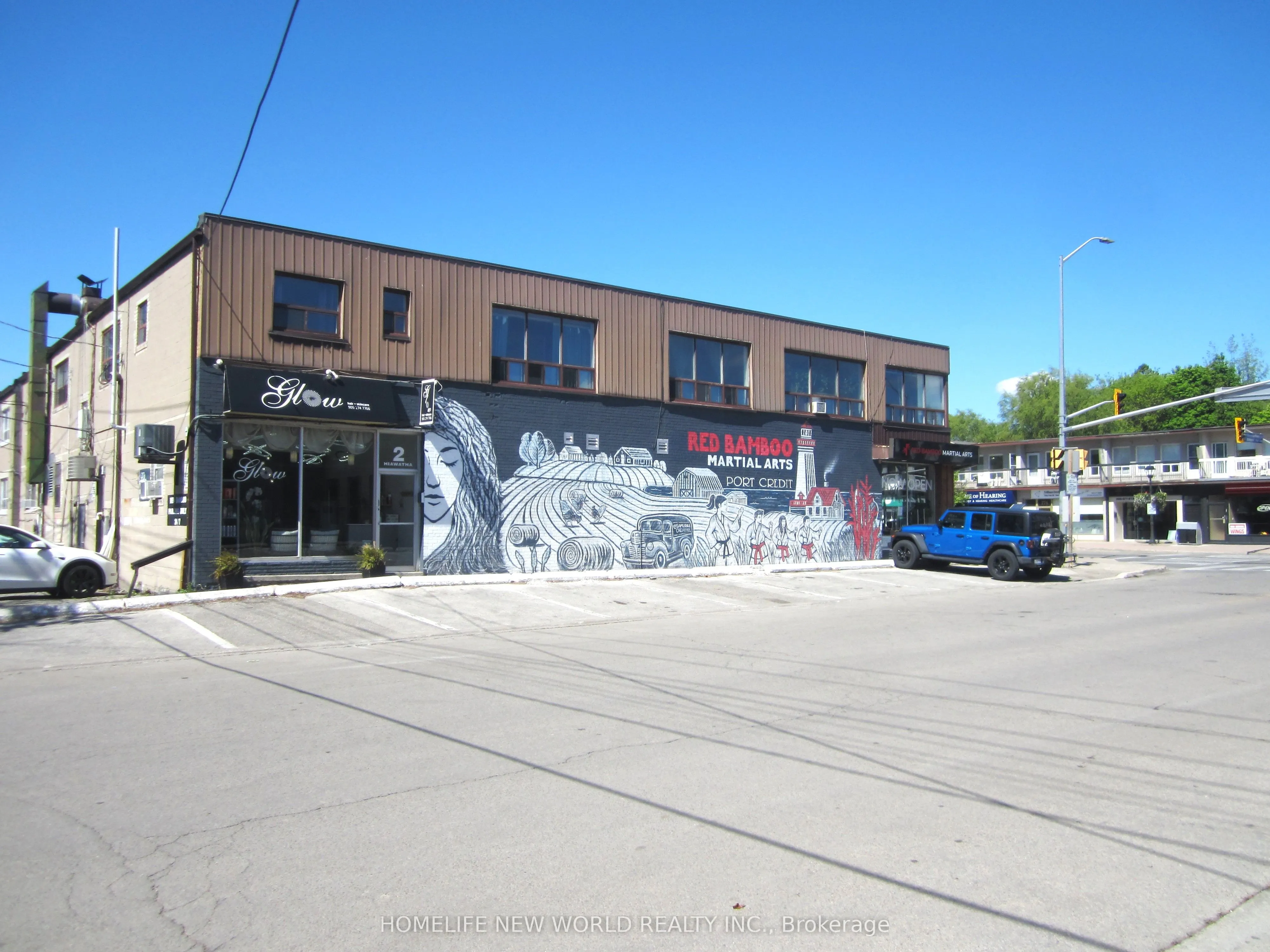 279 Lakeshore Road E