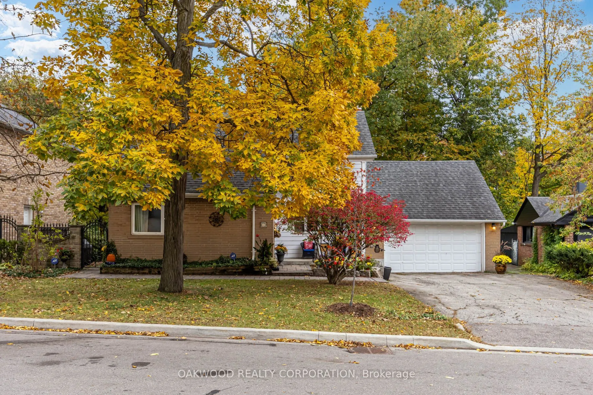 41 Greenbrook Drive