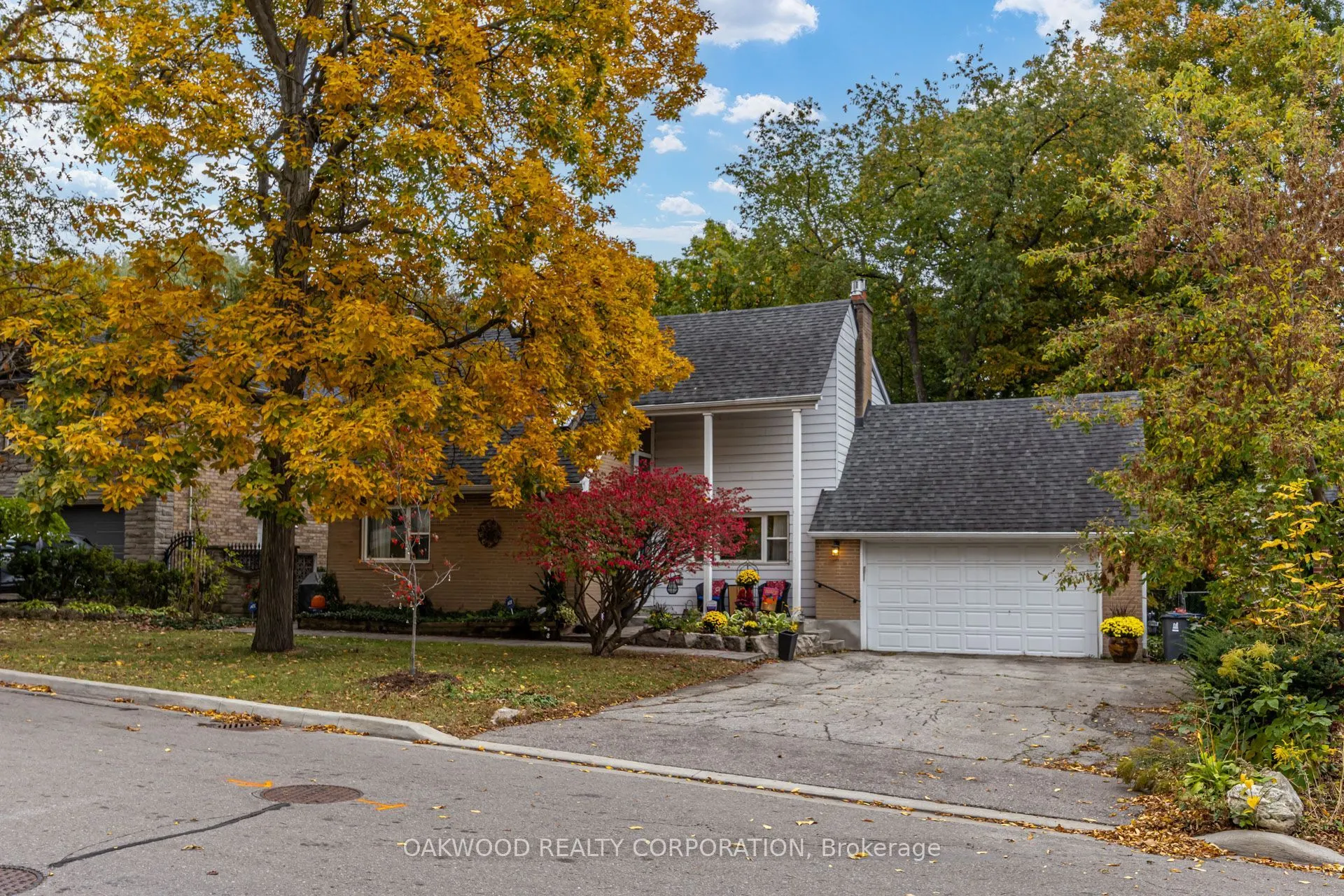 41 Greenbrook Drive