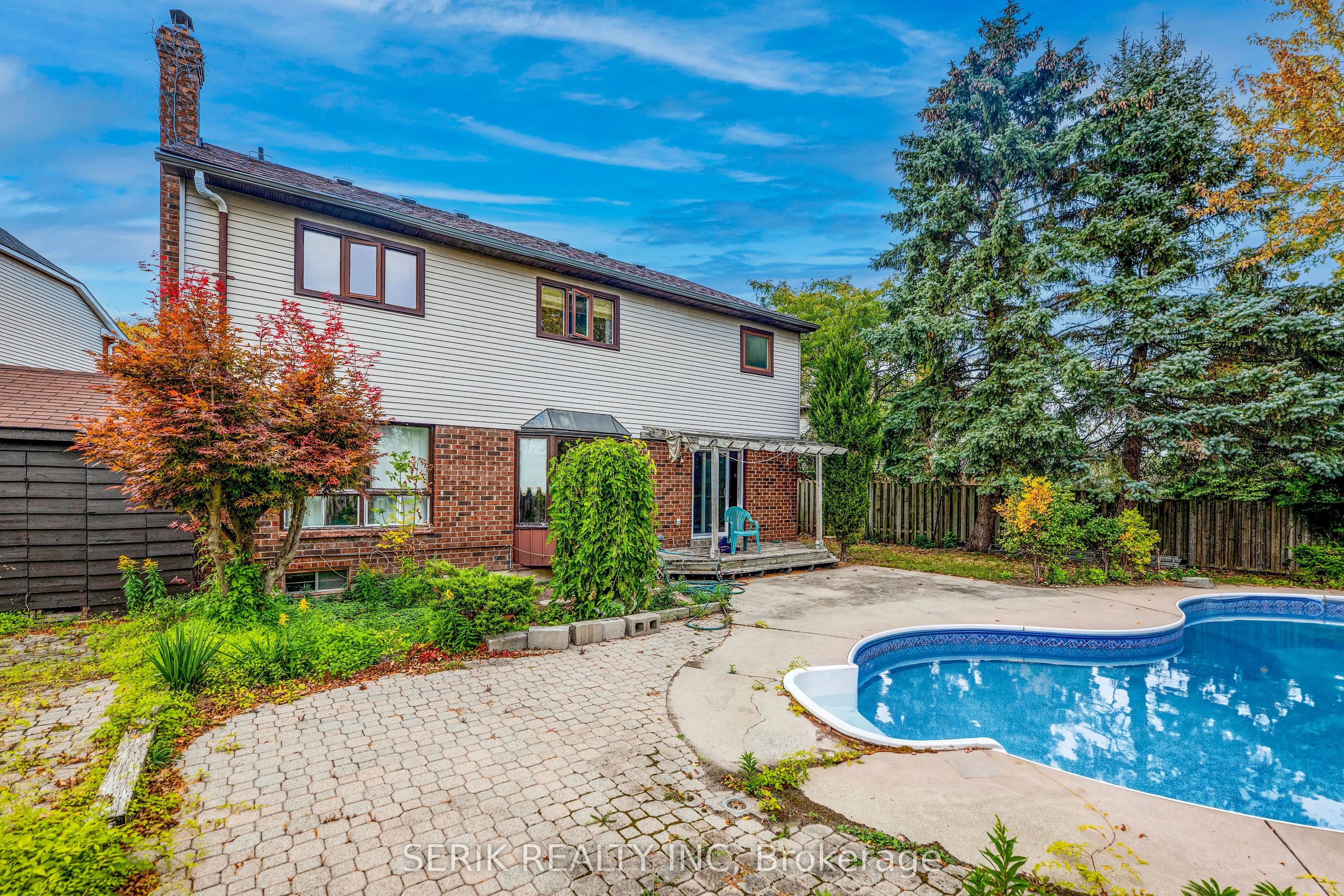 32 Neptune Court