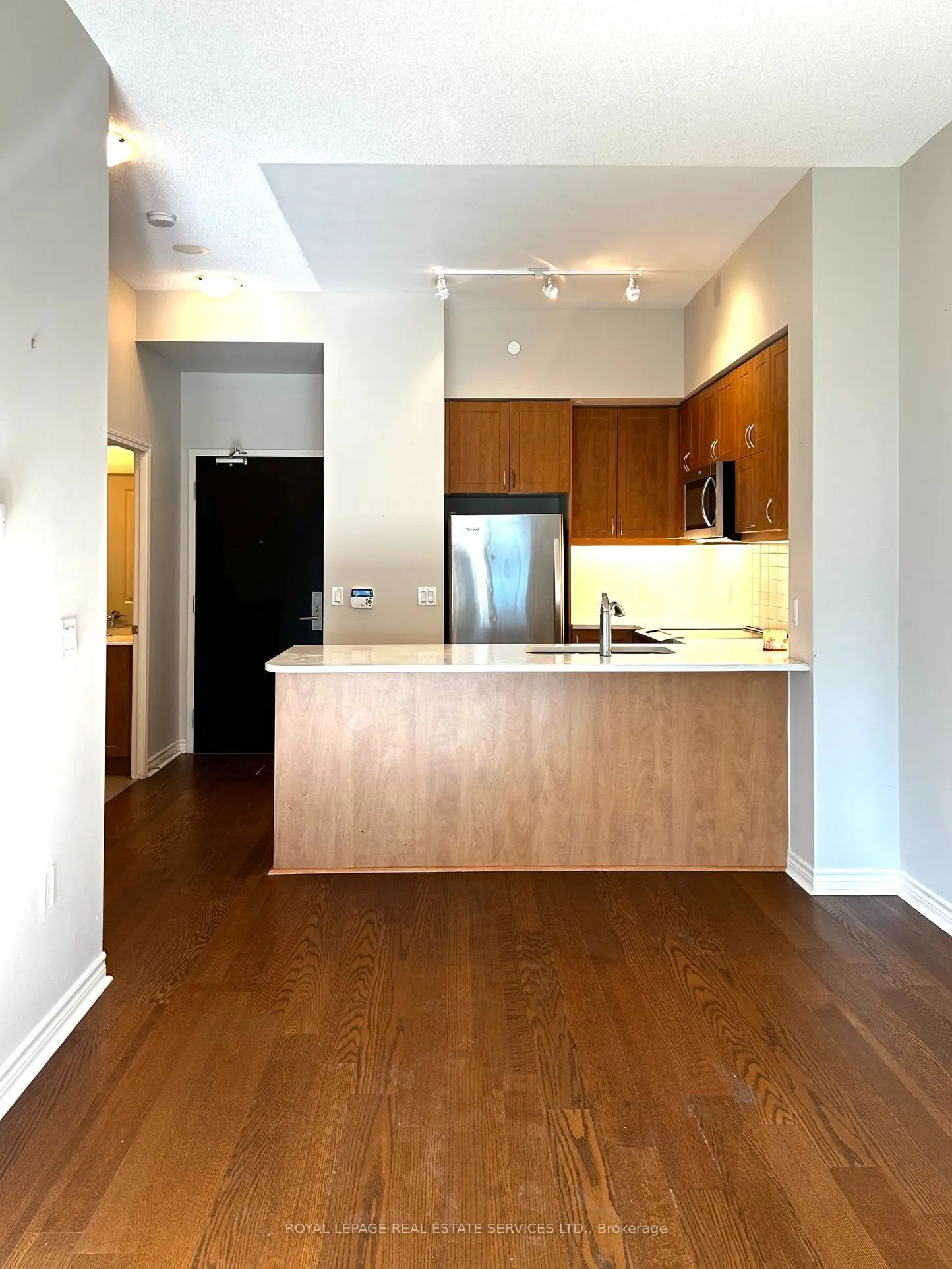 39 Annie Craig Drive #1702