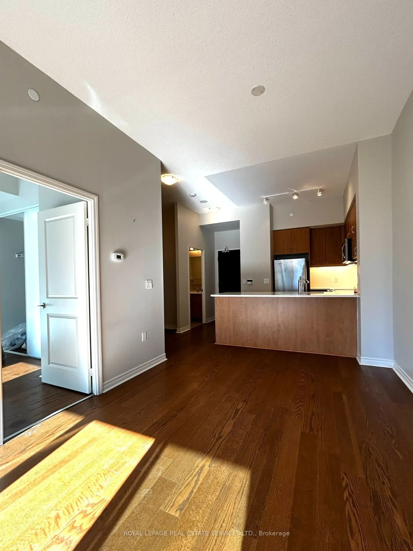 39 Annie Craig Drive #1702