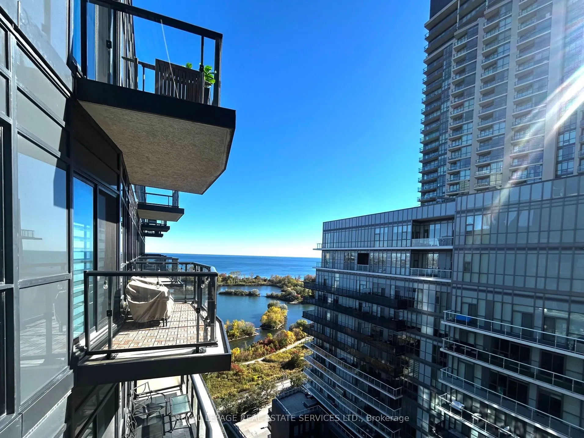 39 Annie Craig Drive #1702