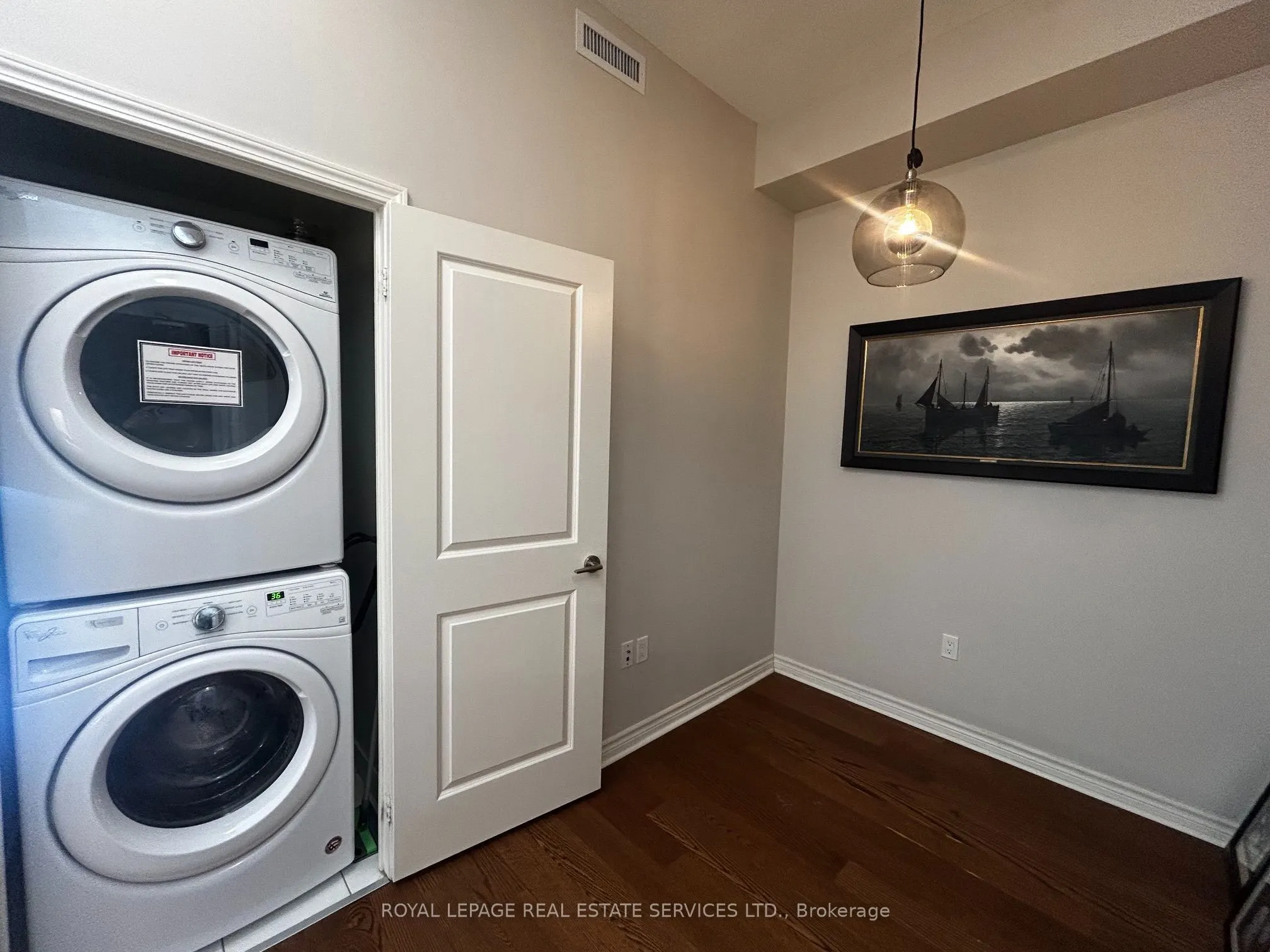 39 Annie Craig Drive #1702