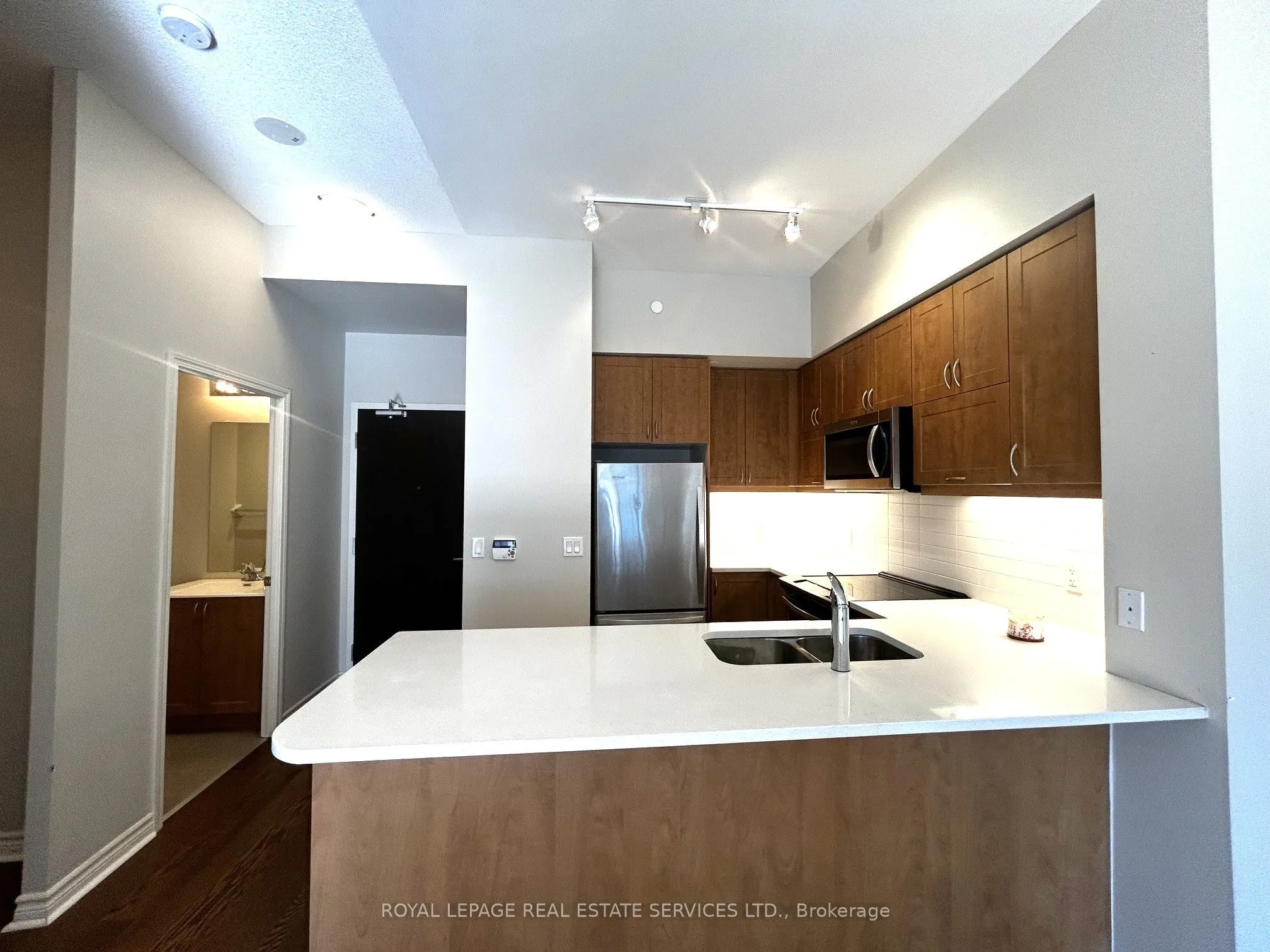 39 Annie Craig Drive #1702