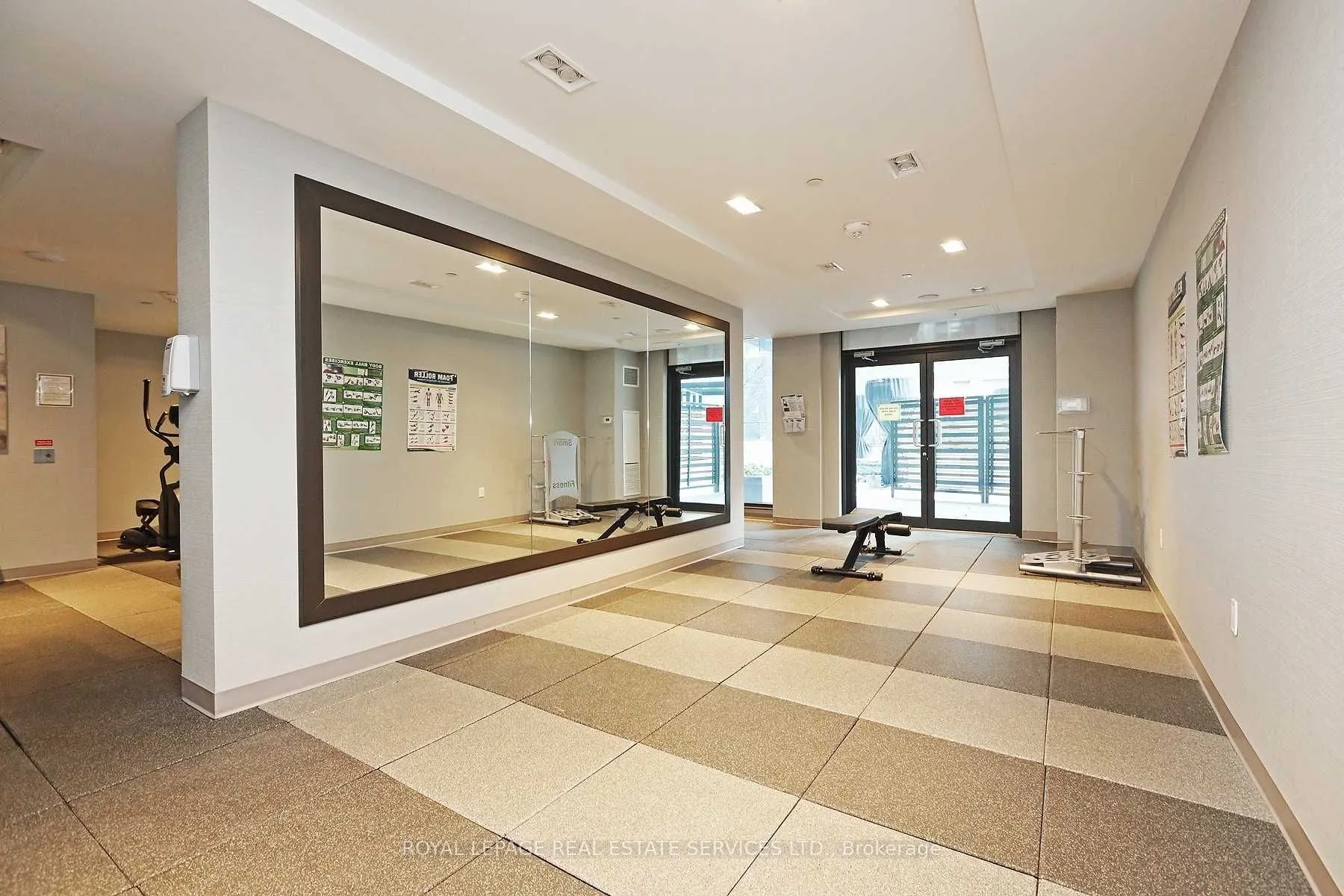 39 Annie Craig Drive #1702
