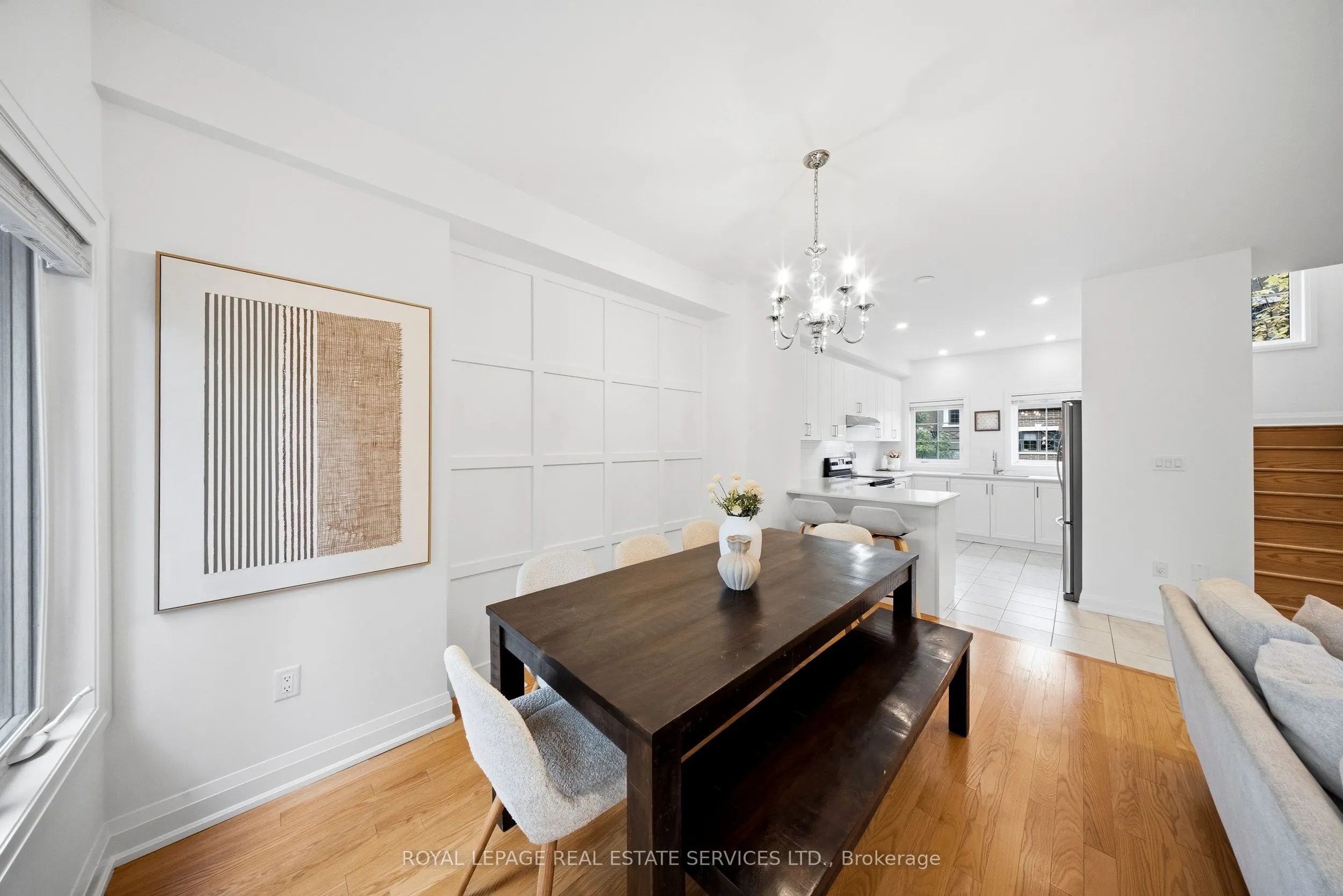 1233 Azinger Lane