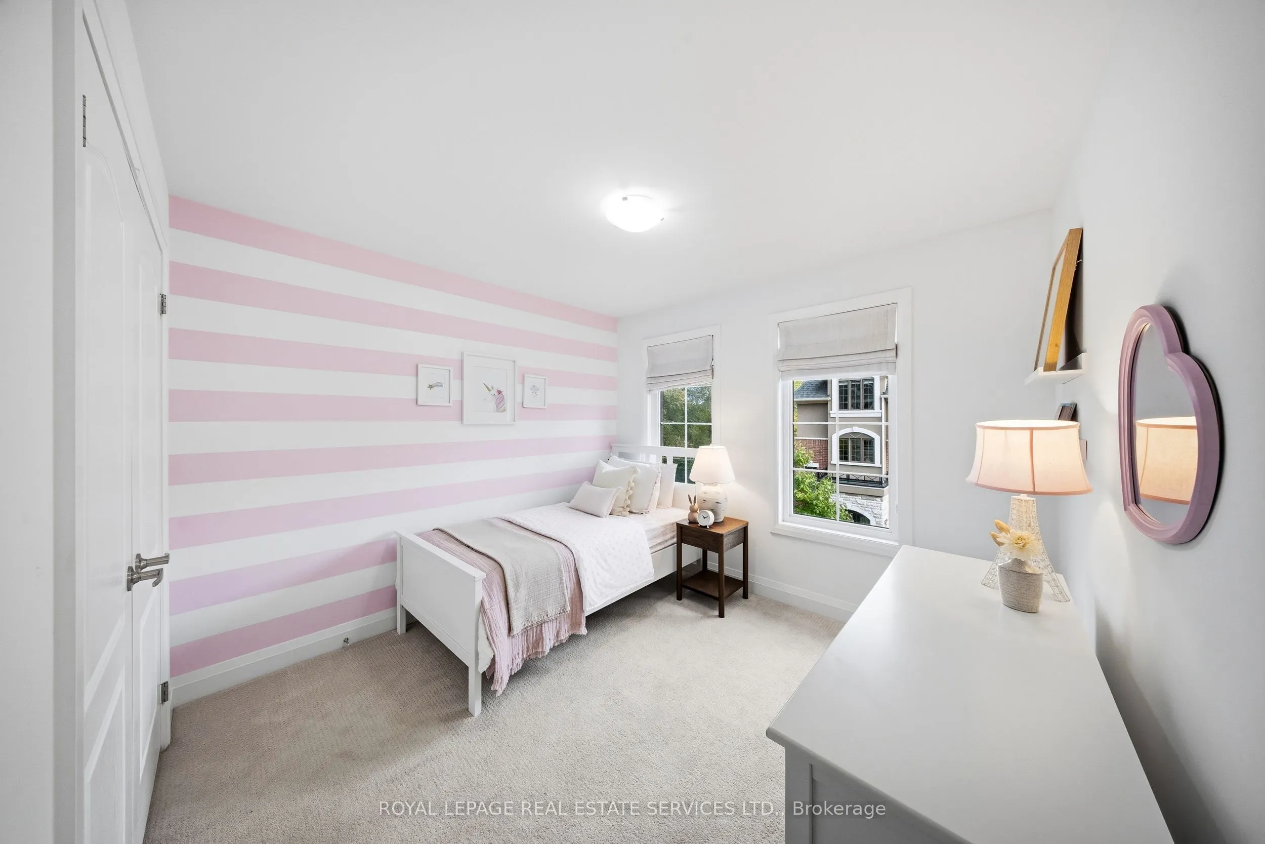 1233 Azinger Lane