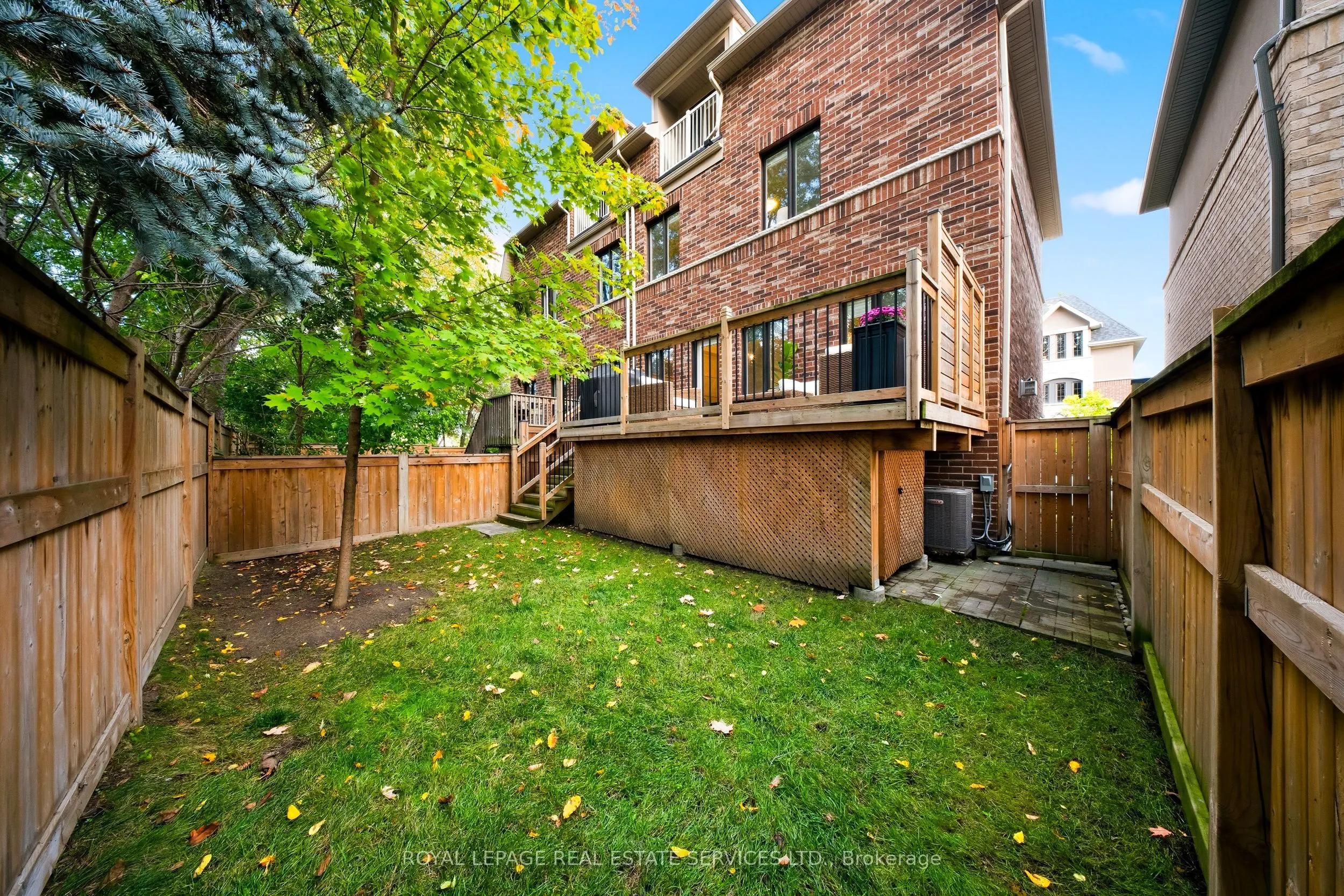 1233 Azinger Lane
