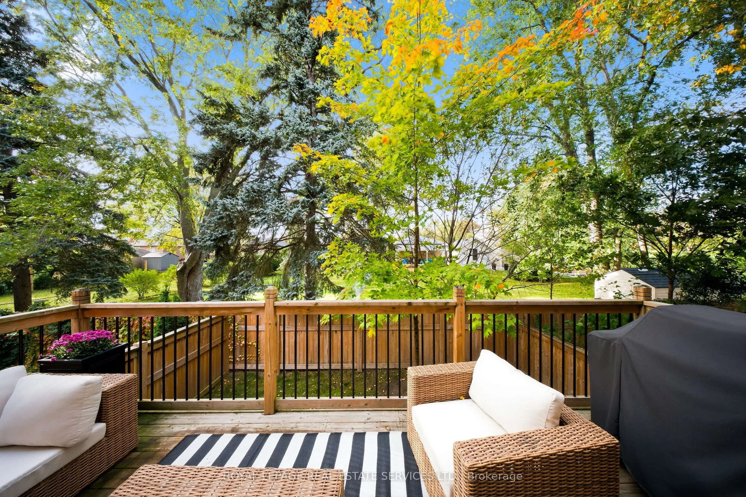 1233 Azinger Lane
