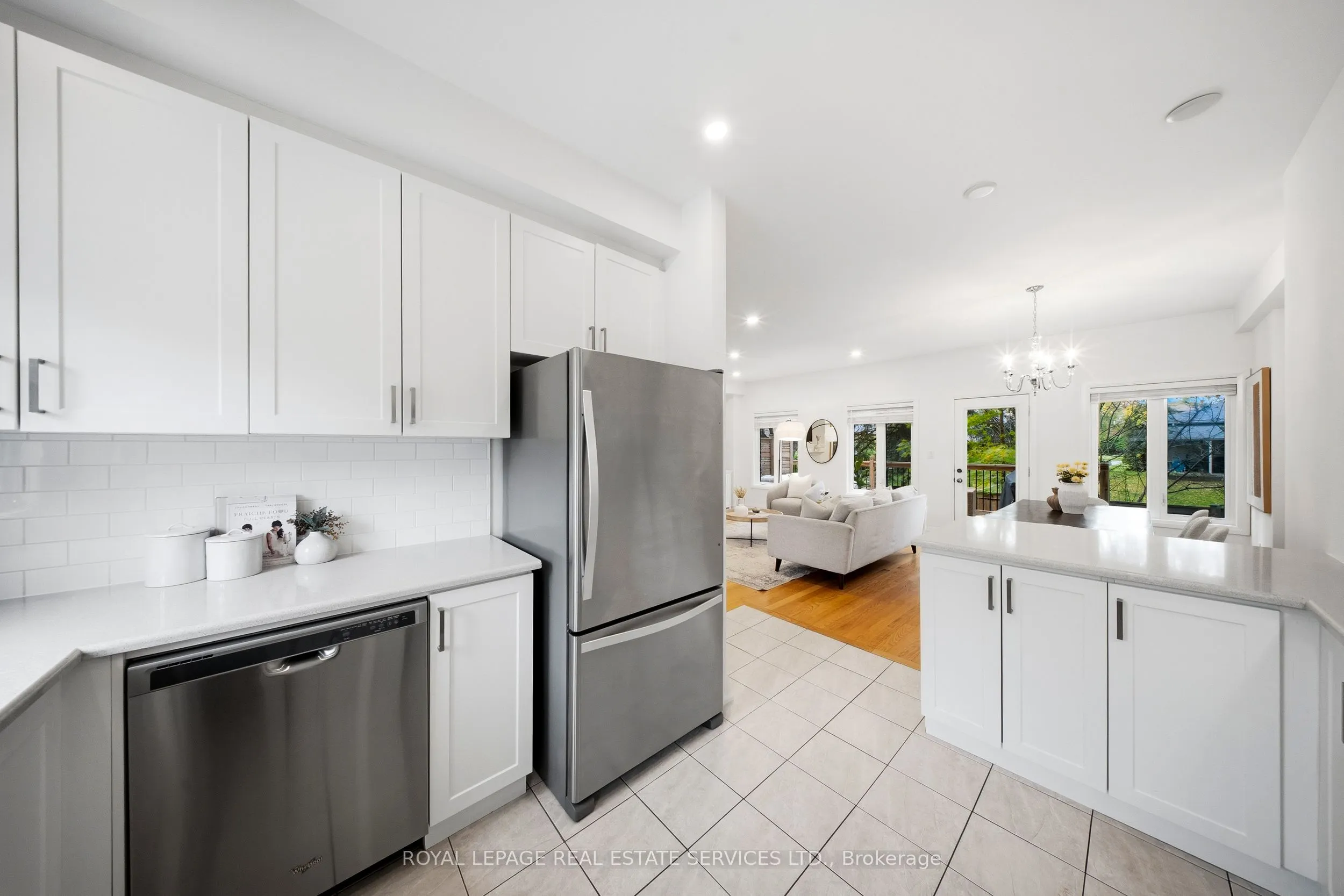 1233 Azinger Lane