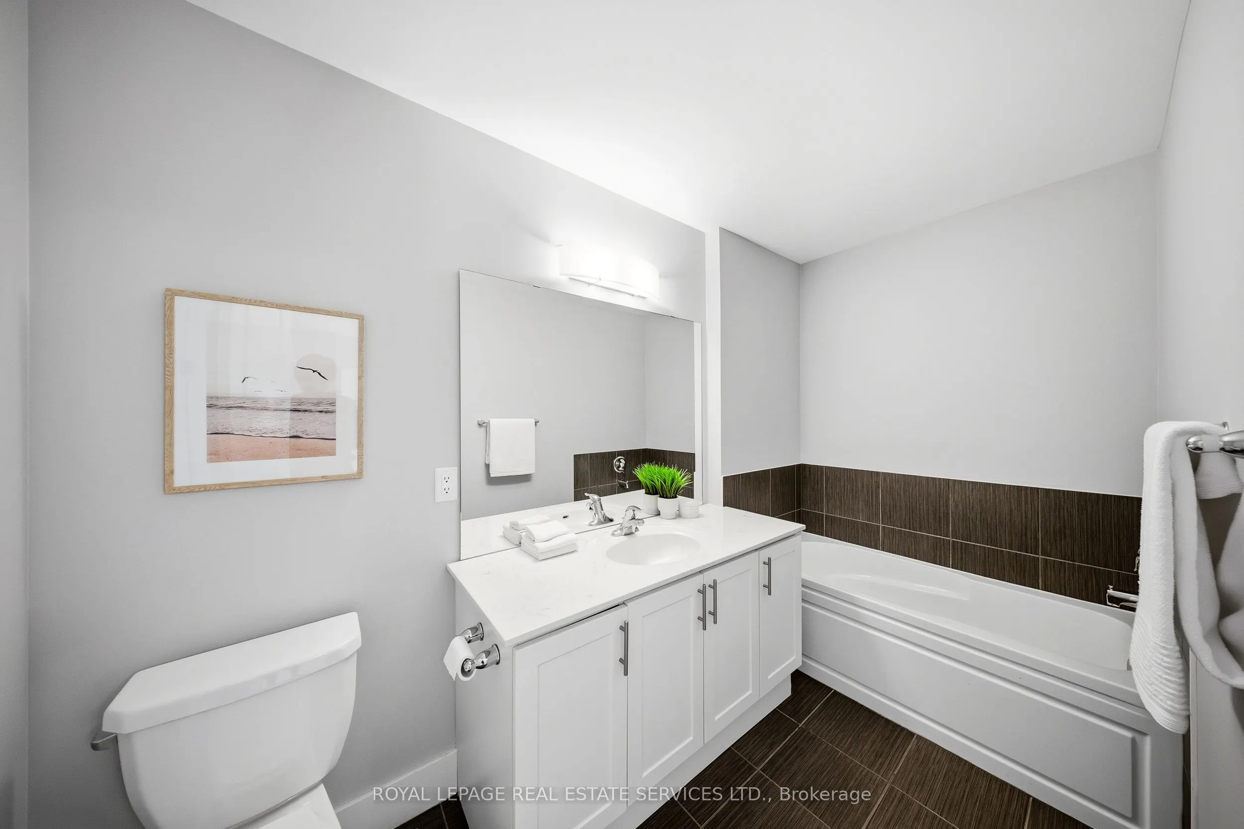 1233 Azinger Lane