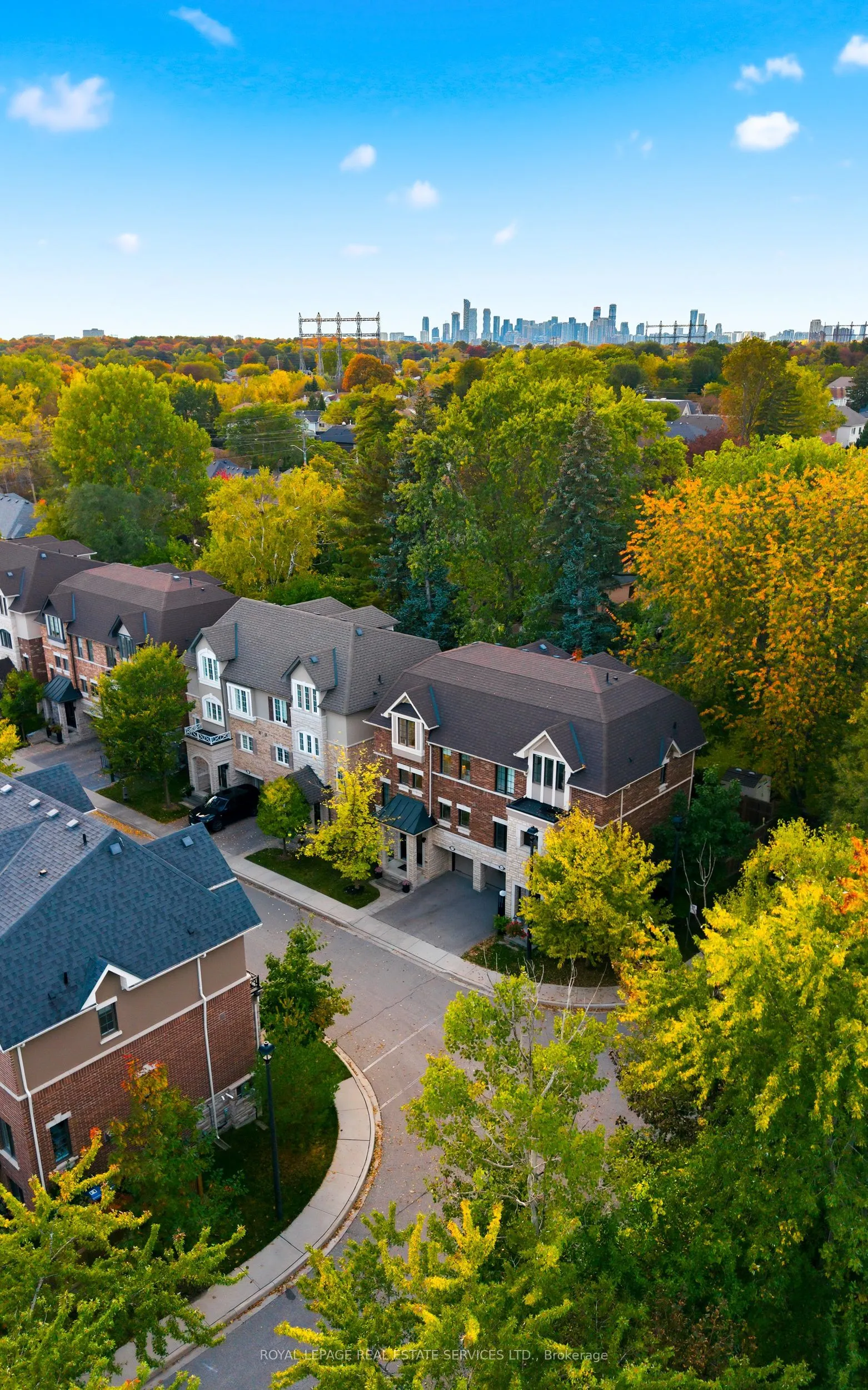 1233 Azinger Lane