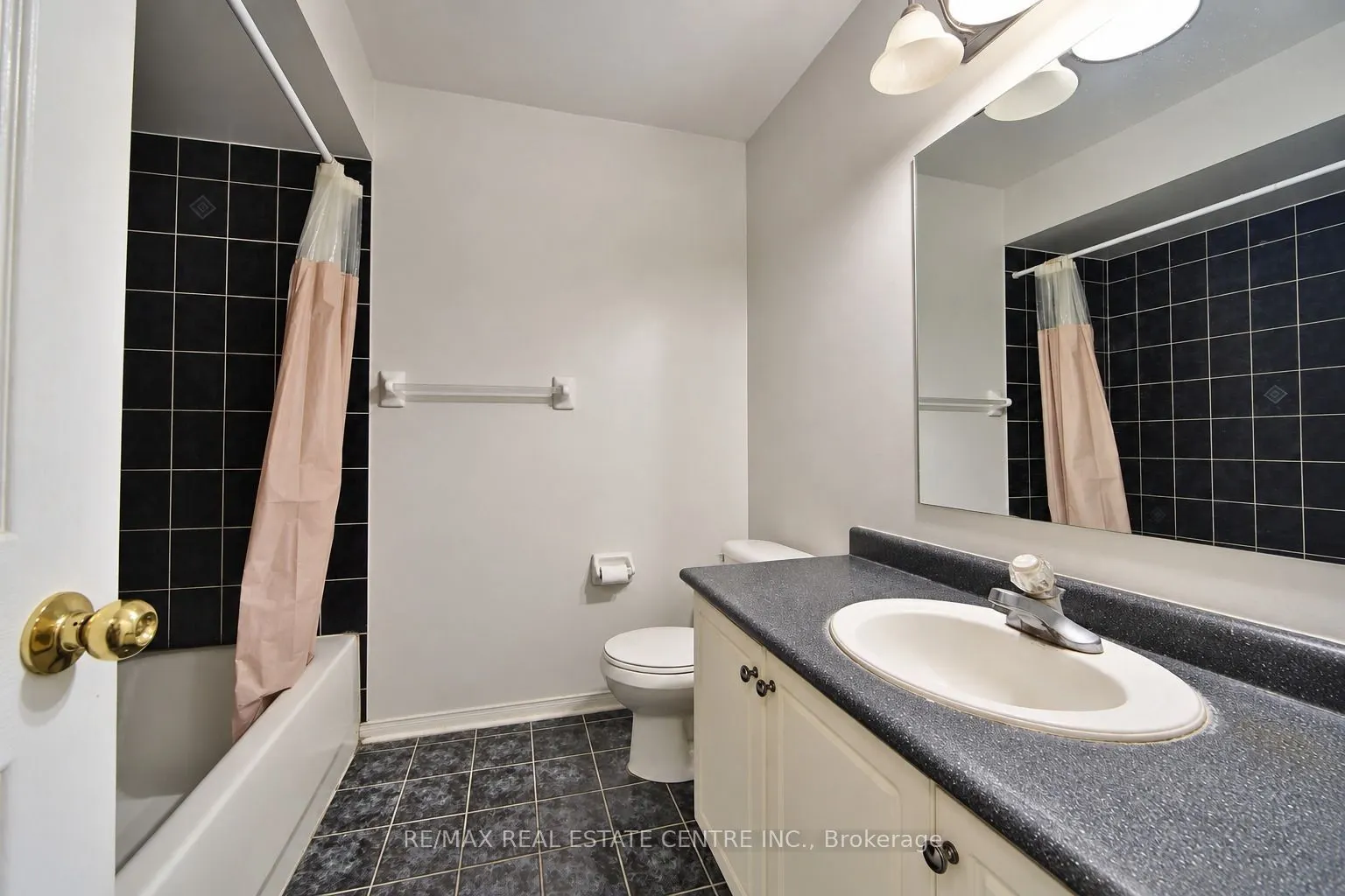 180 Cresthaven Road #25