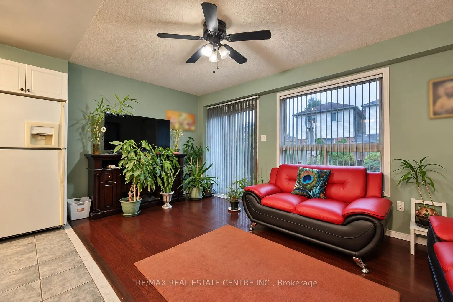 180 Cresthaven Road #25