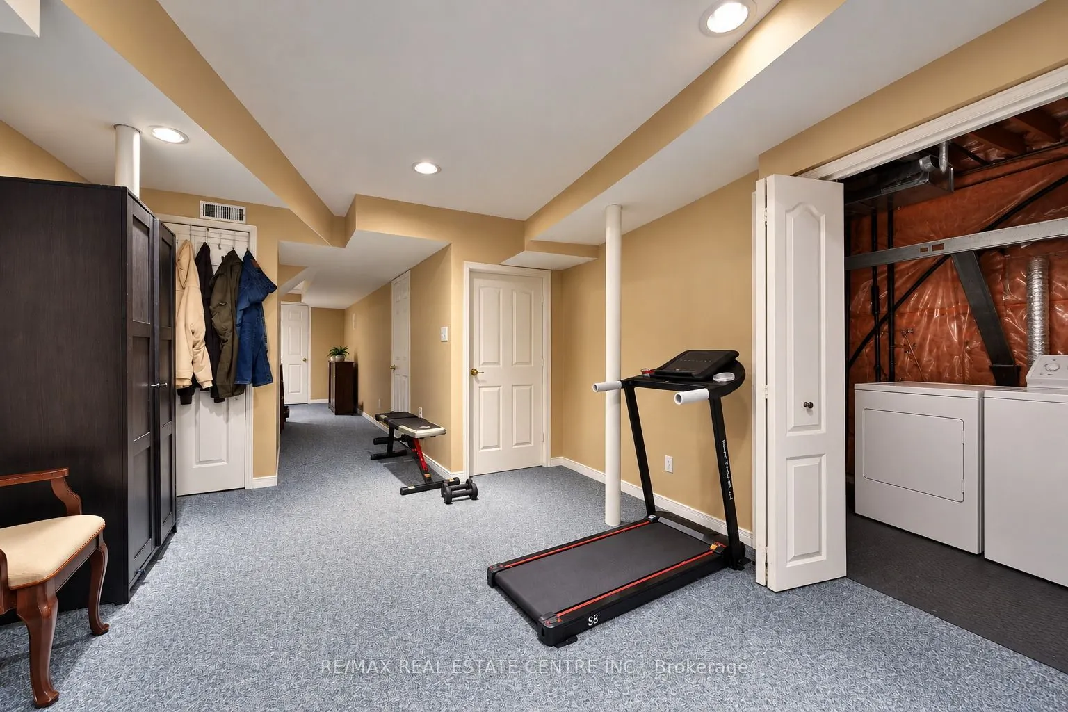 180 Cresthaven Road #25
