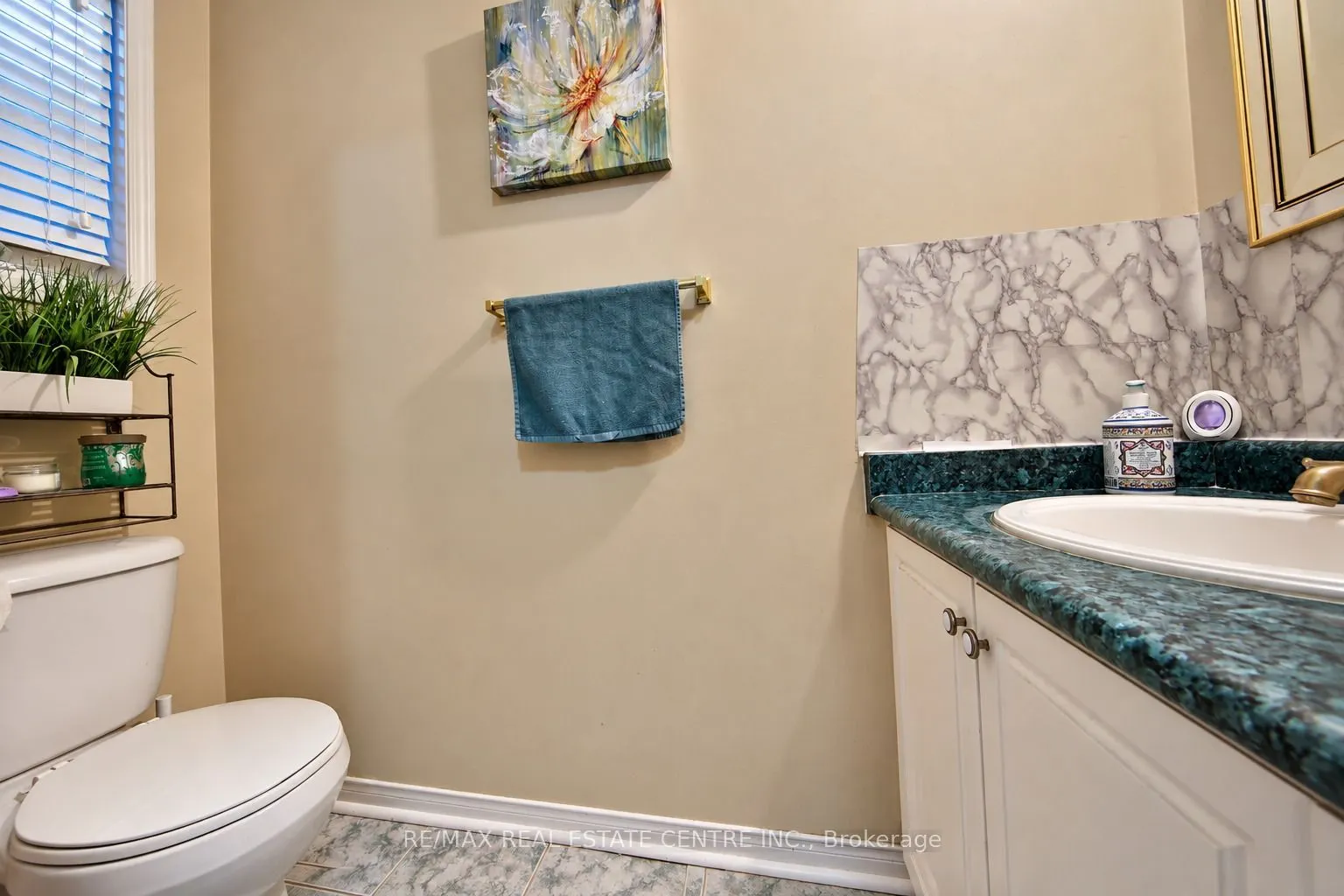180 Cresthaven Road #25