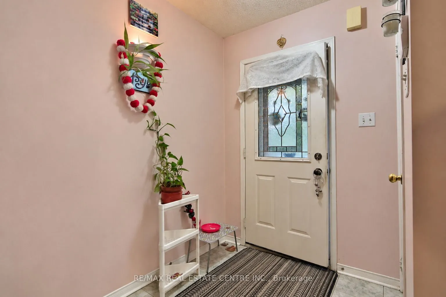 180 Cresthaven Road #25