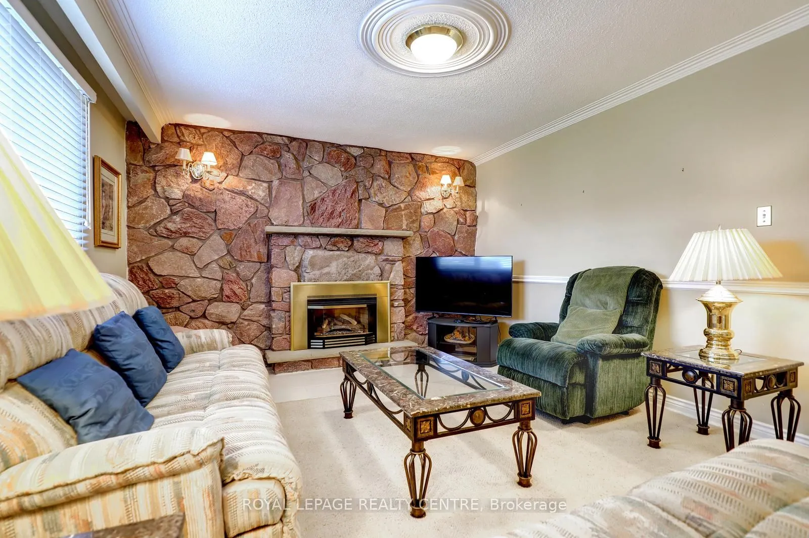 2405 Rosemary Drive