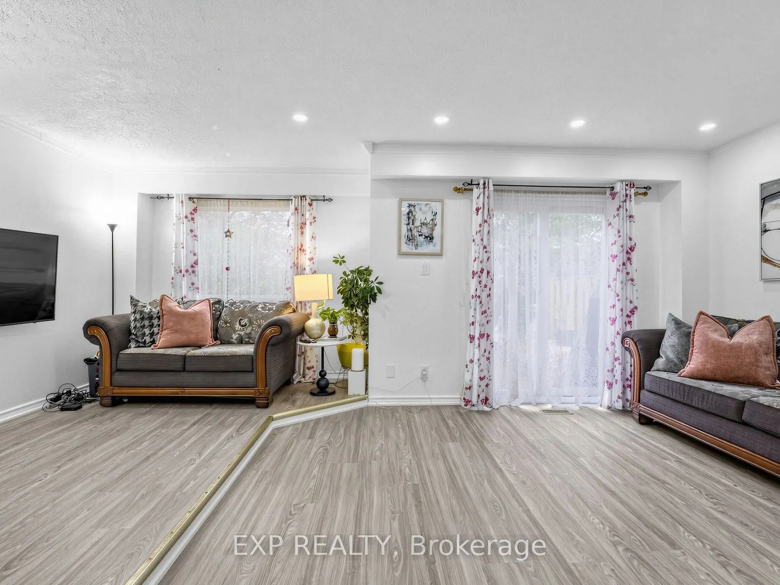 1180 Mississauga Valley Boulevard #4