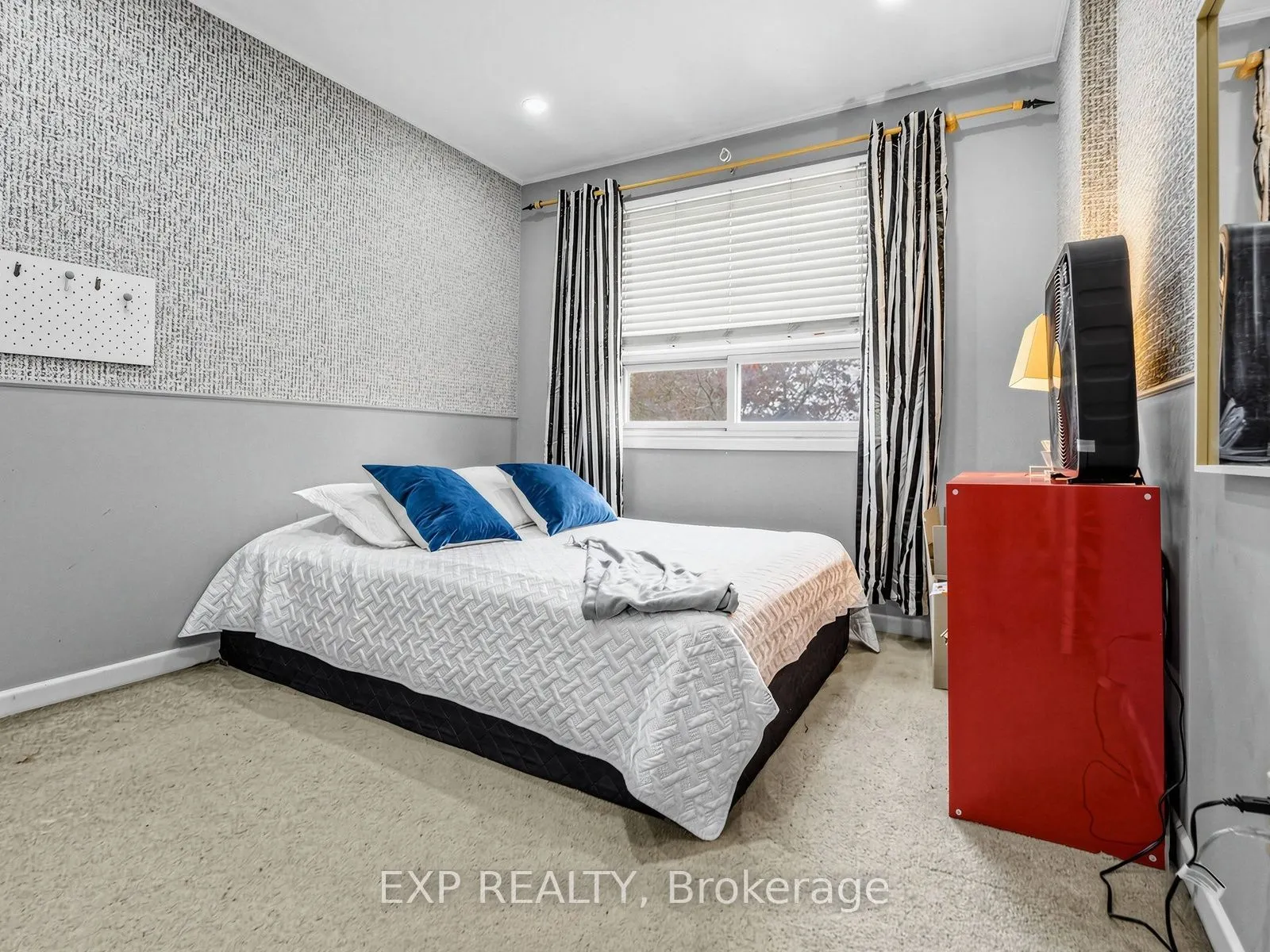 1180 Mississauga Valley Boulevard #4