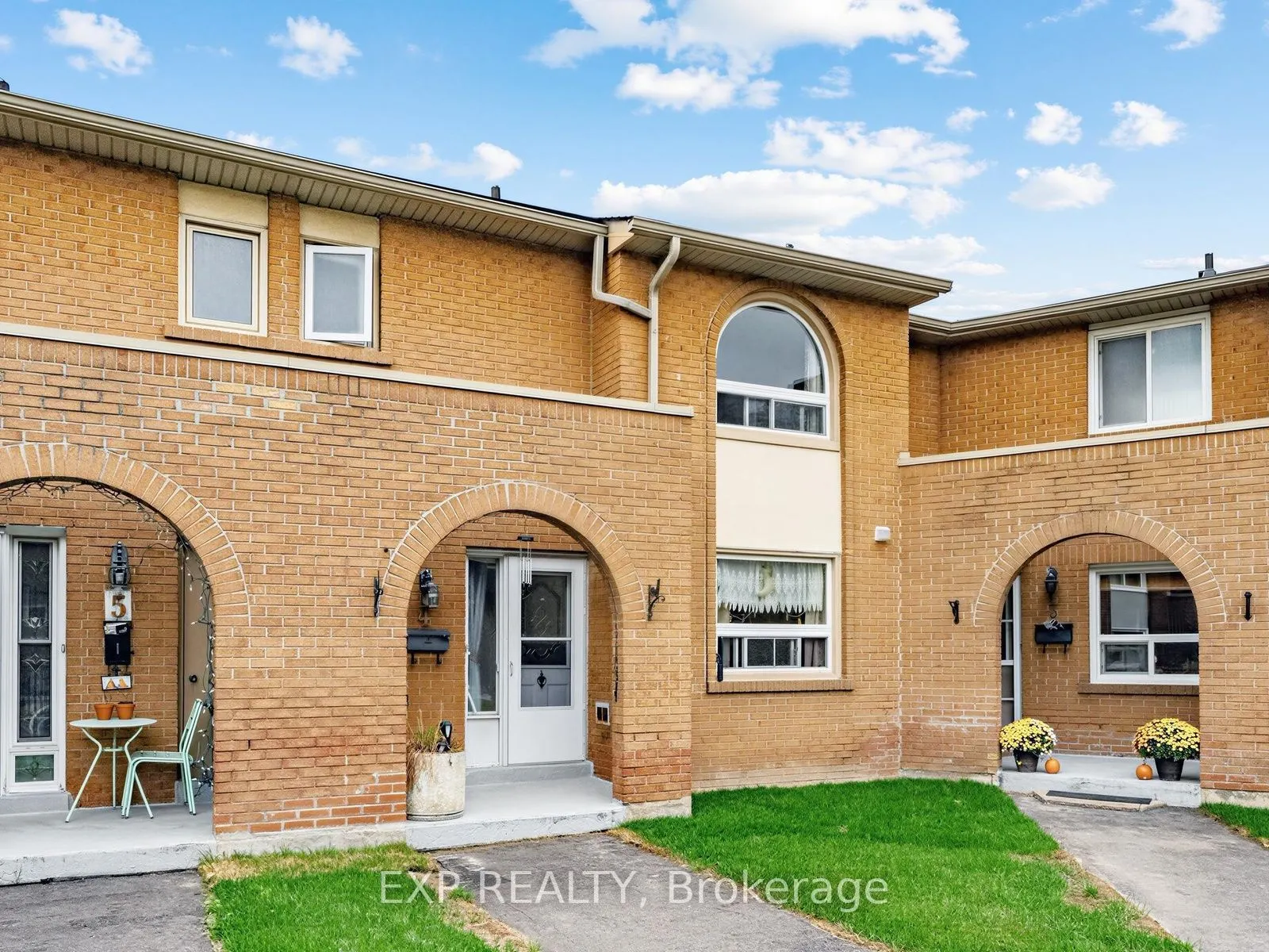 1180 Mississauga Valley Boulevard #4