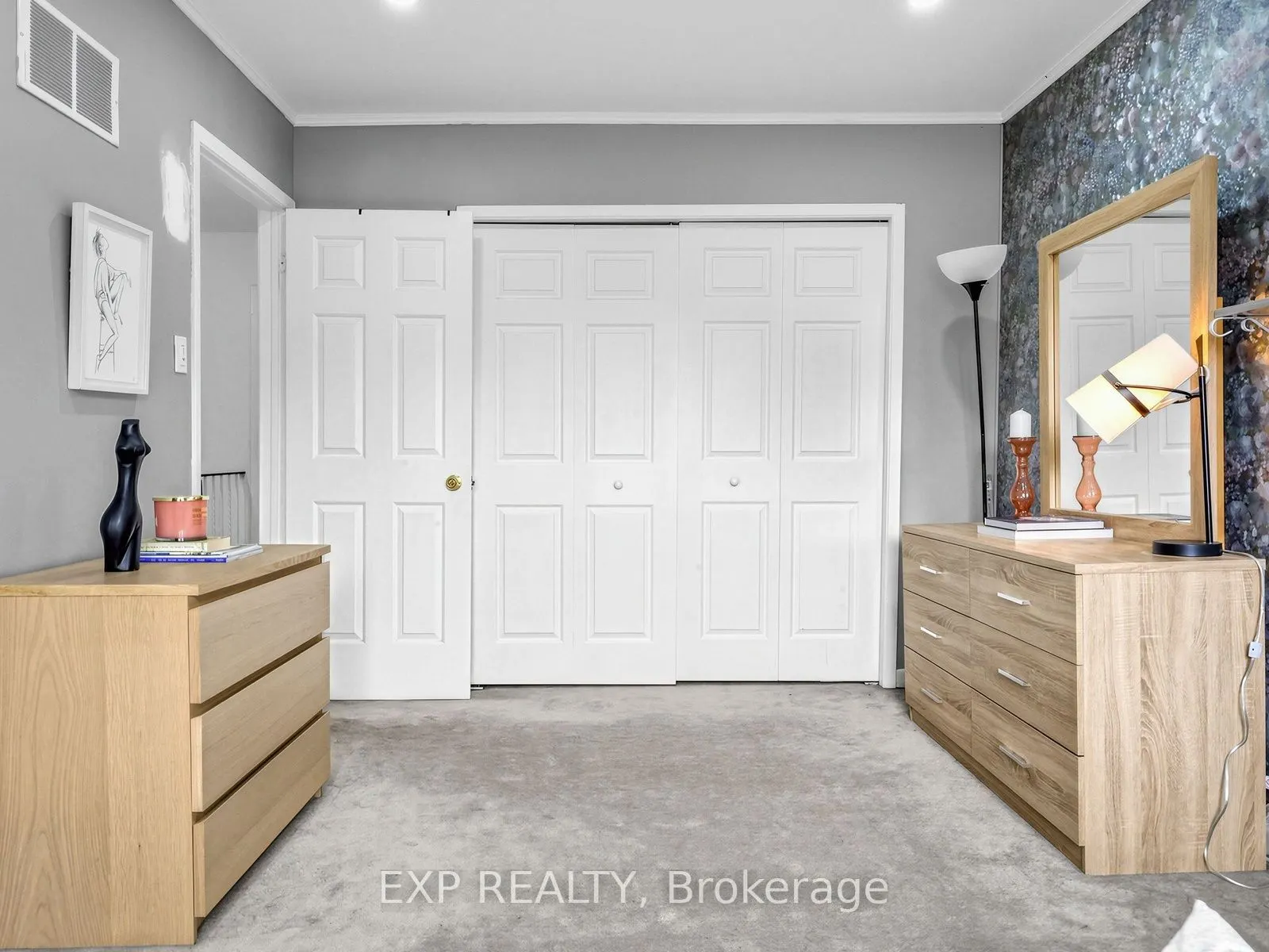 1180 Mississauga Valley Boulevard #4