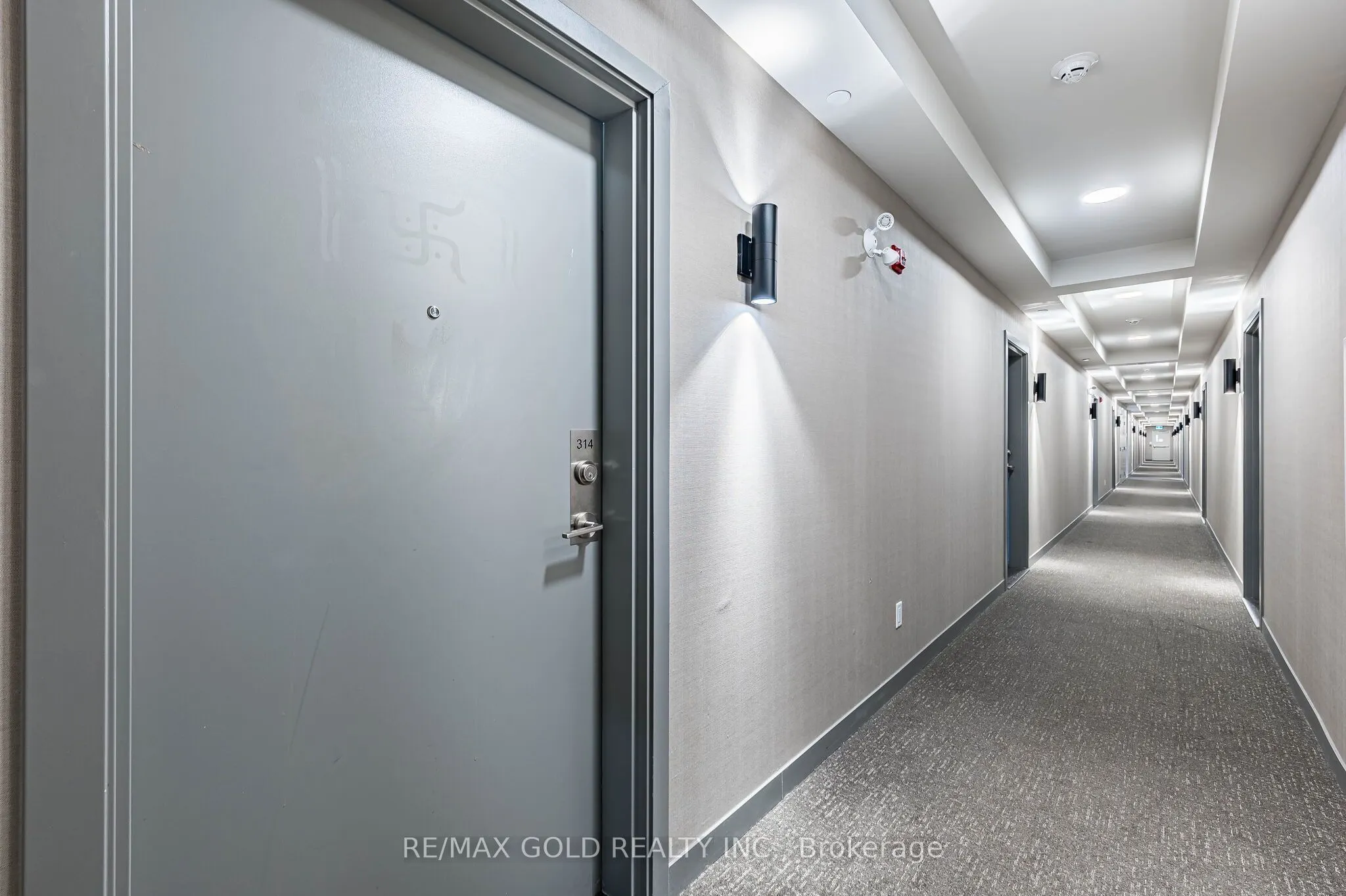 62 Sky Harbour Drive ##314