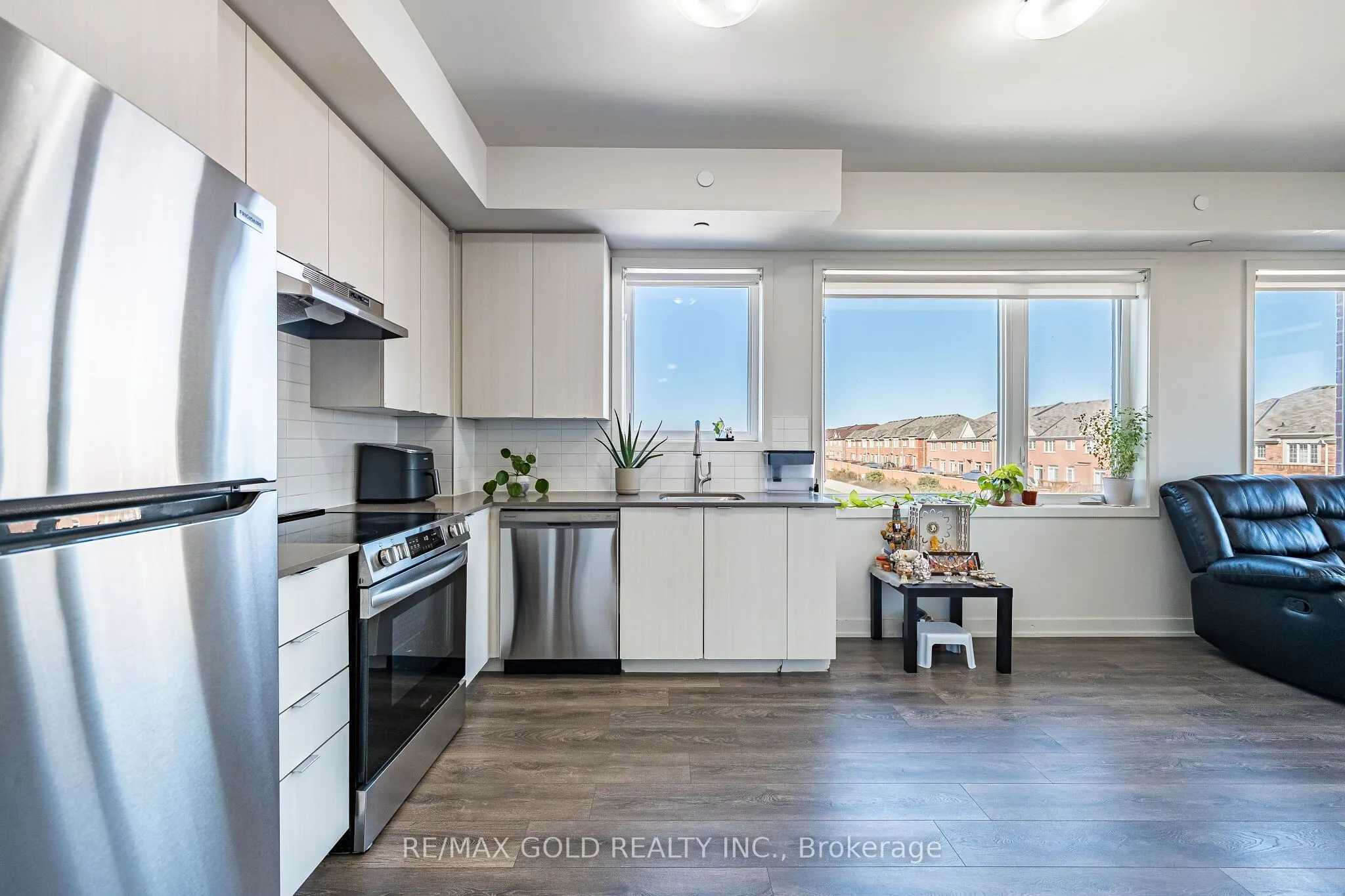 62 Sky Harbour Drive ##314