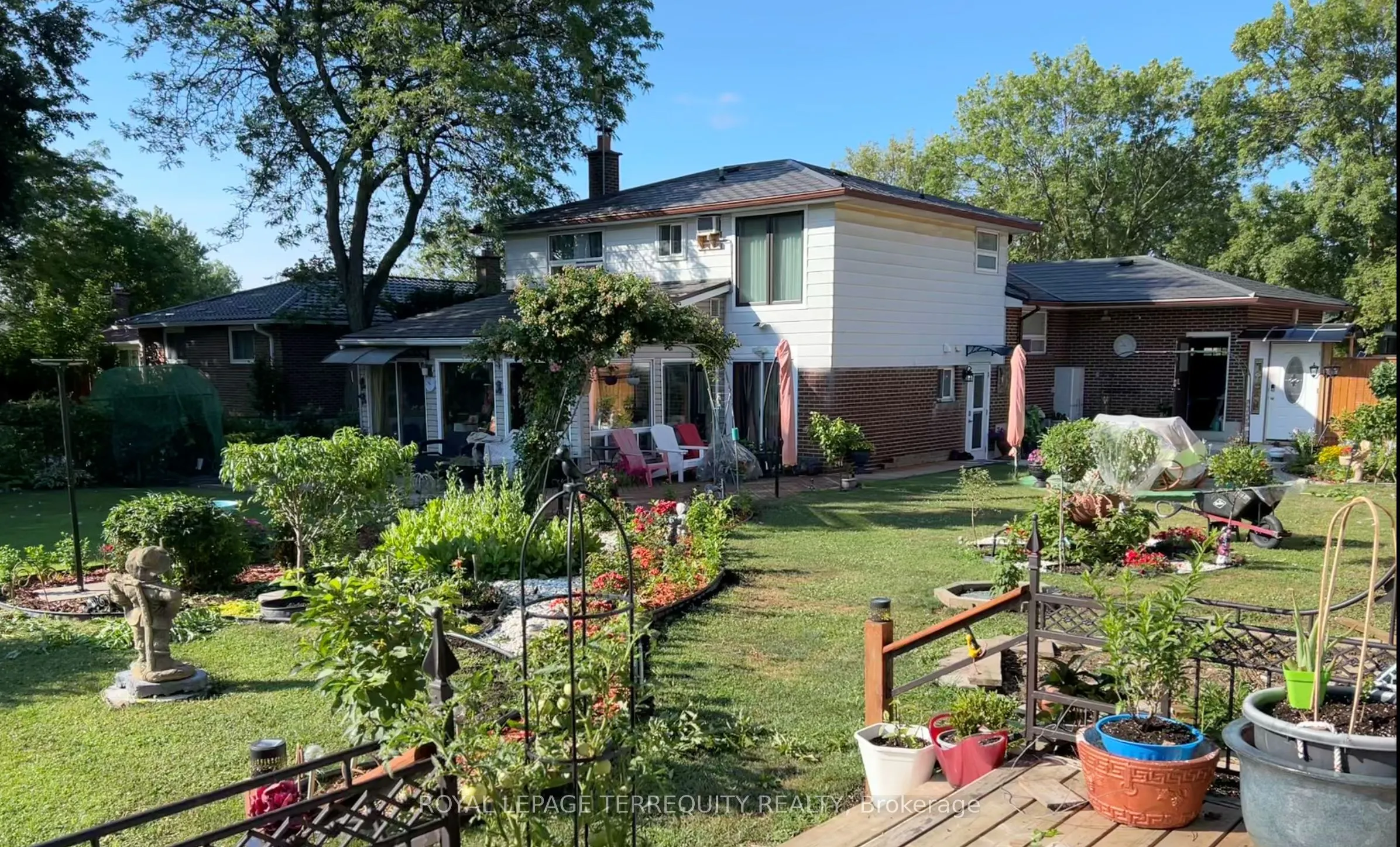 3253 Ibbetson Crescent