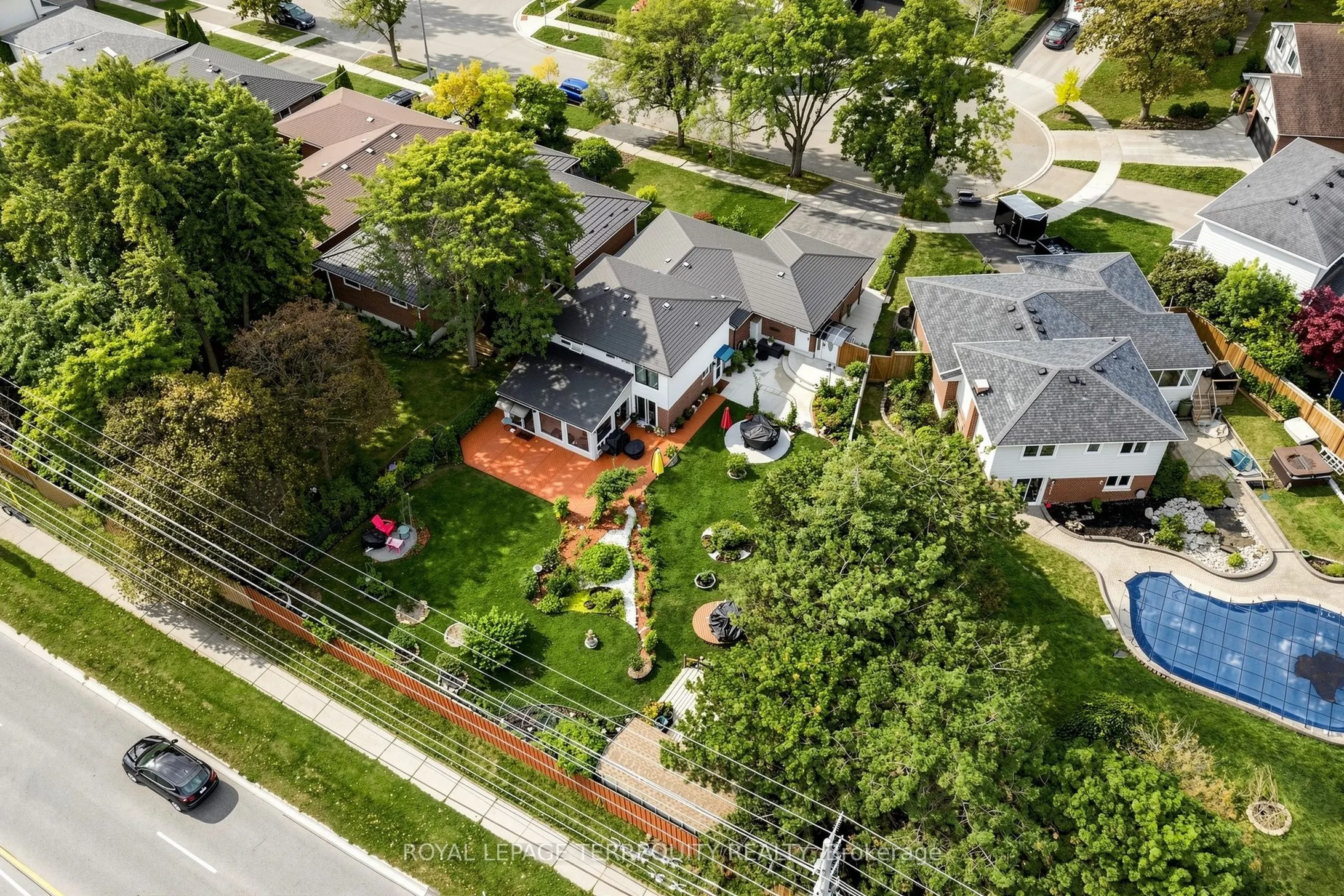 3253 Ibbetson Crescent