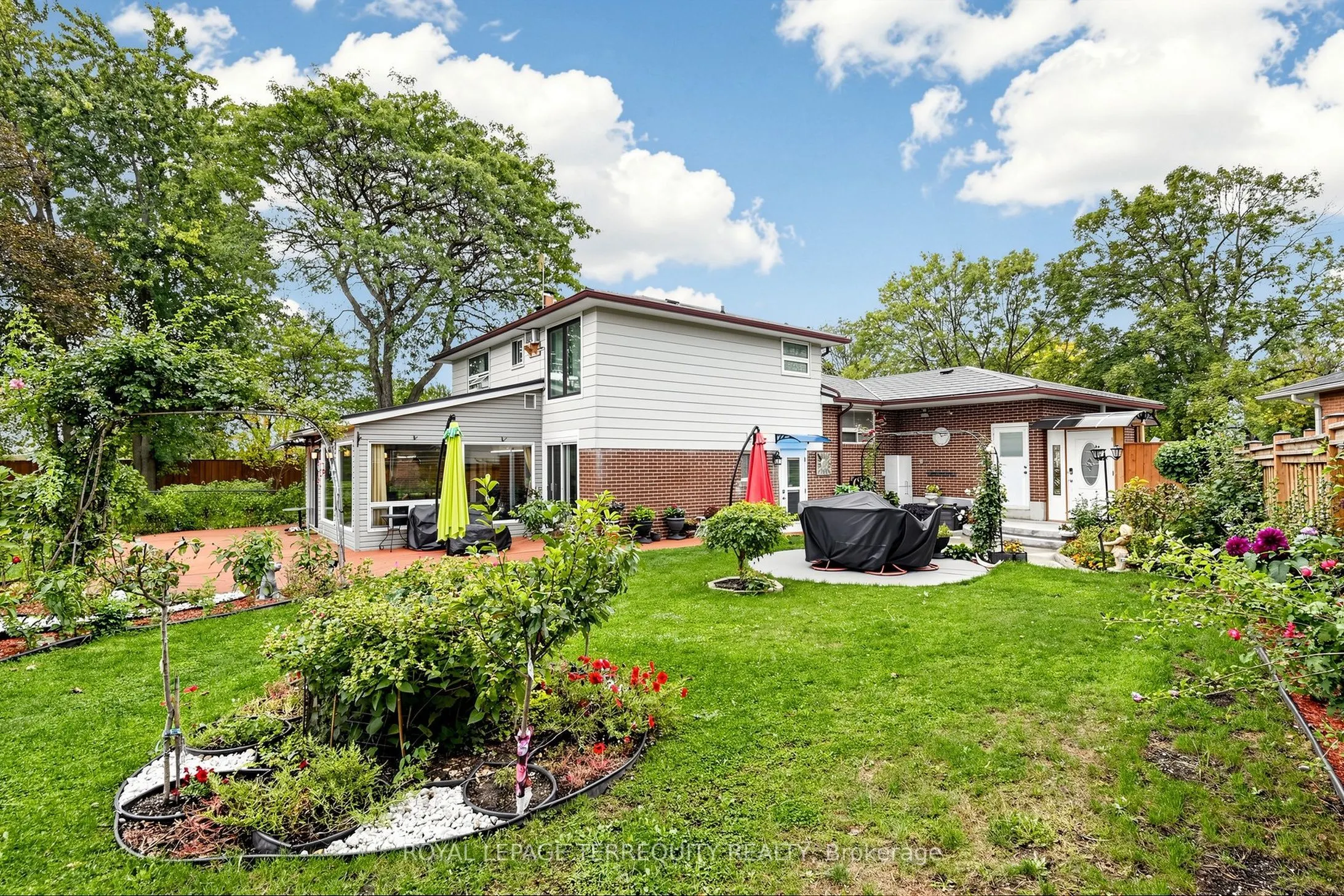 3253 Ibbetson Crescent