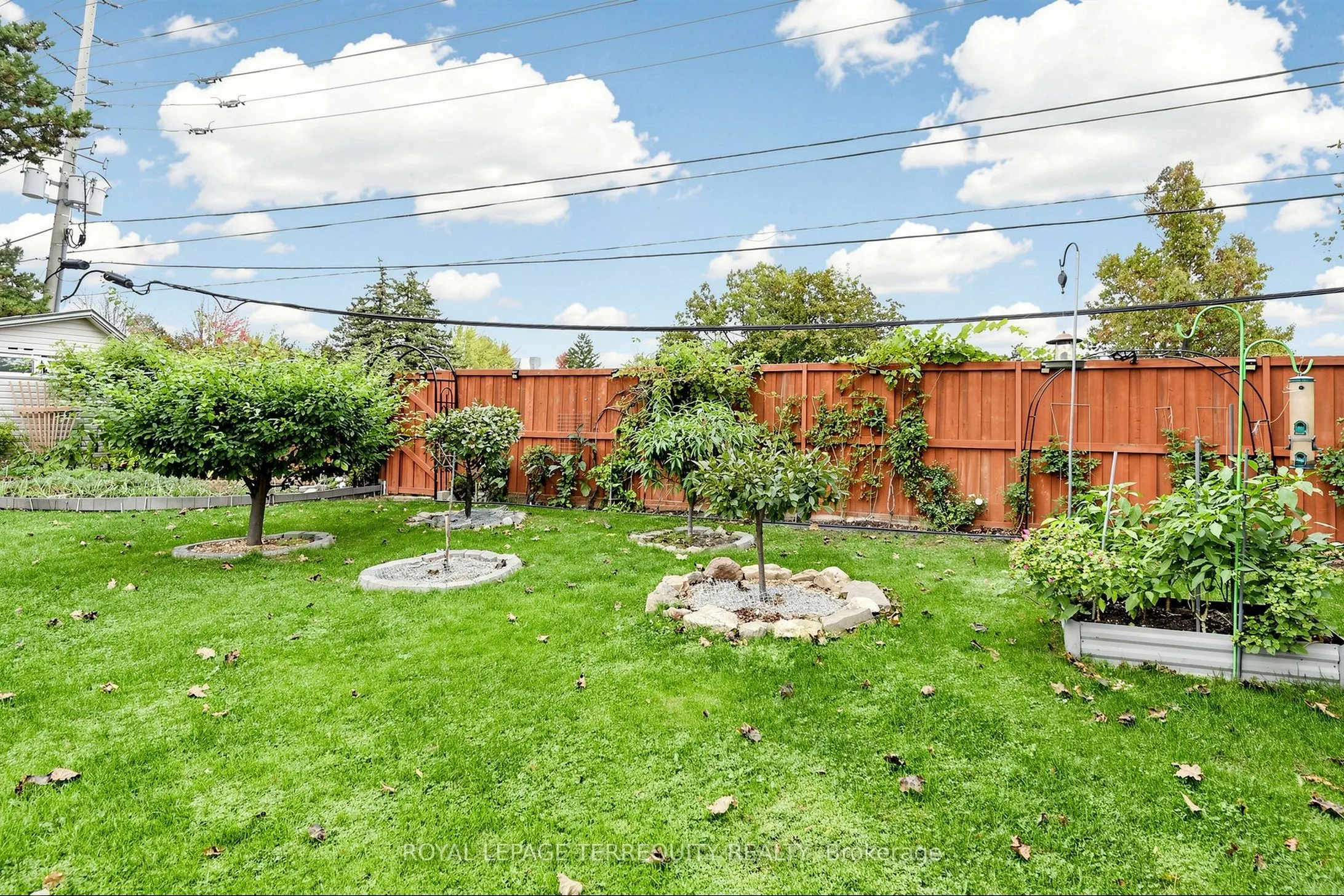 3253 Ibbetson Crescent
