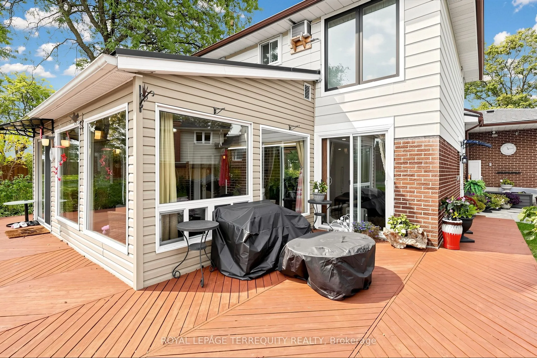 3253 Ibbetson Crescent