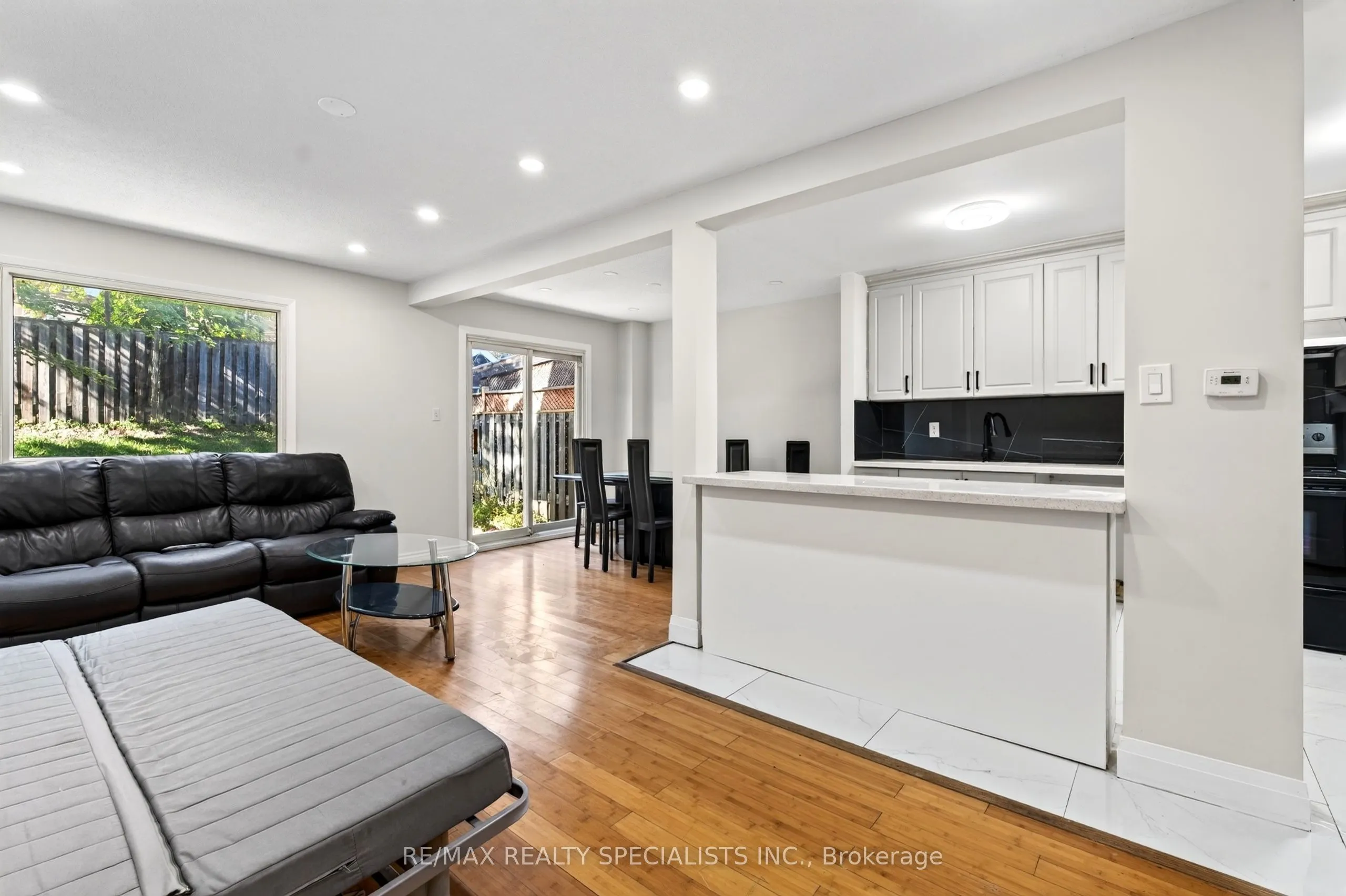 4134 CLEVEDON Drive