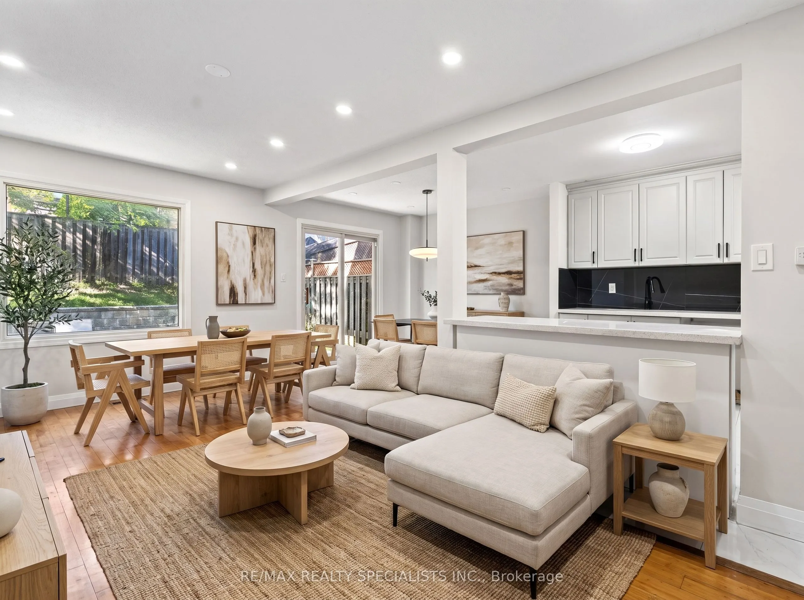4134 CLEVEDON Drive