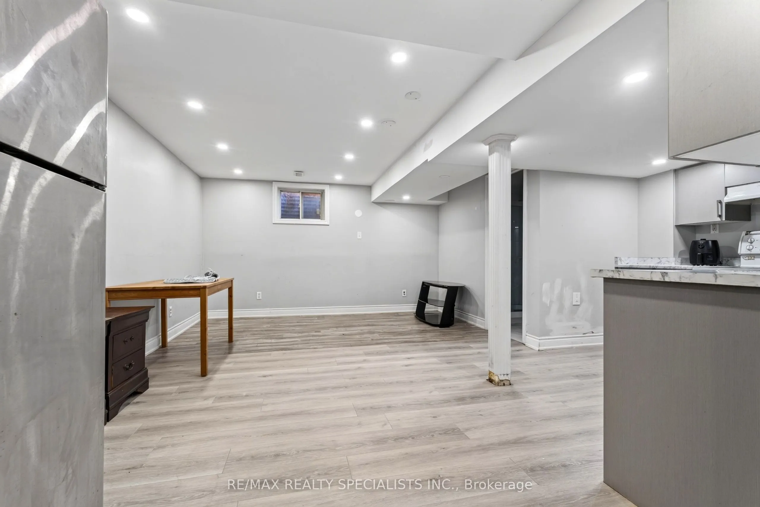 4134 CLEVEDON Drive
