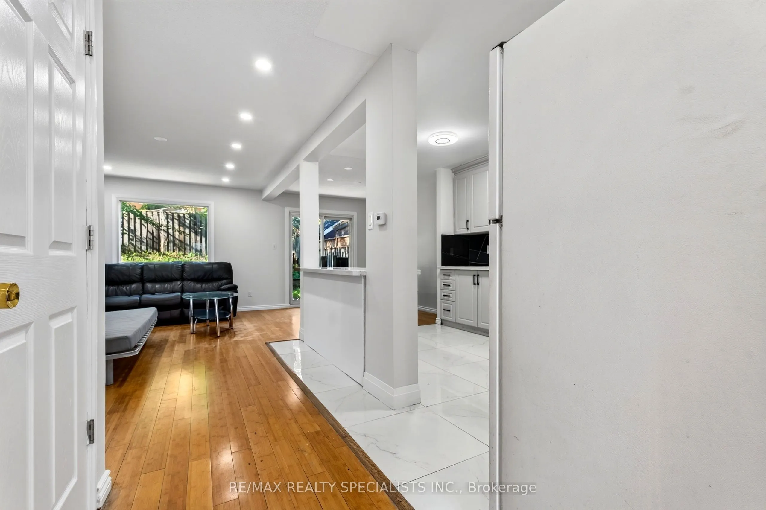 4134 CLEVEDON Drive