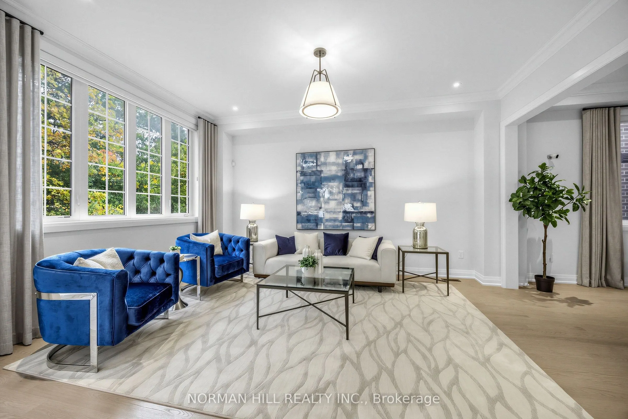 129 Antibes Drive