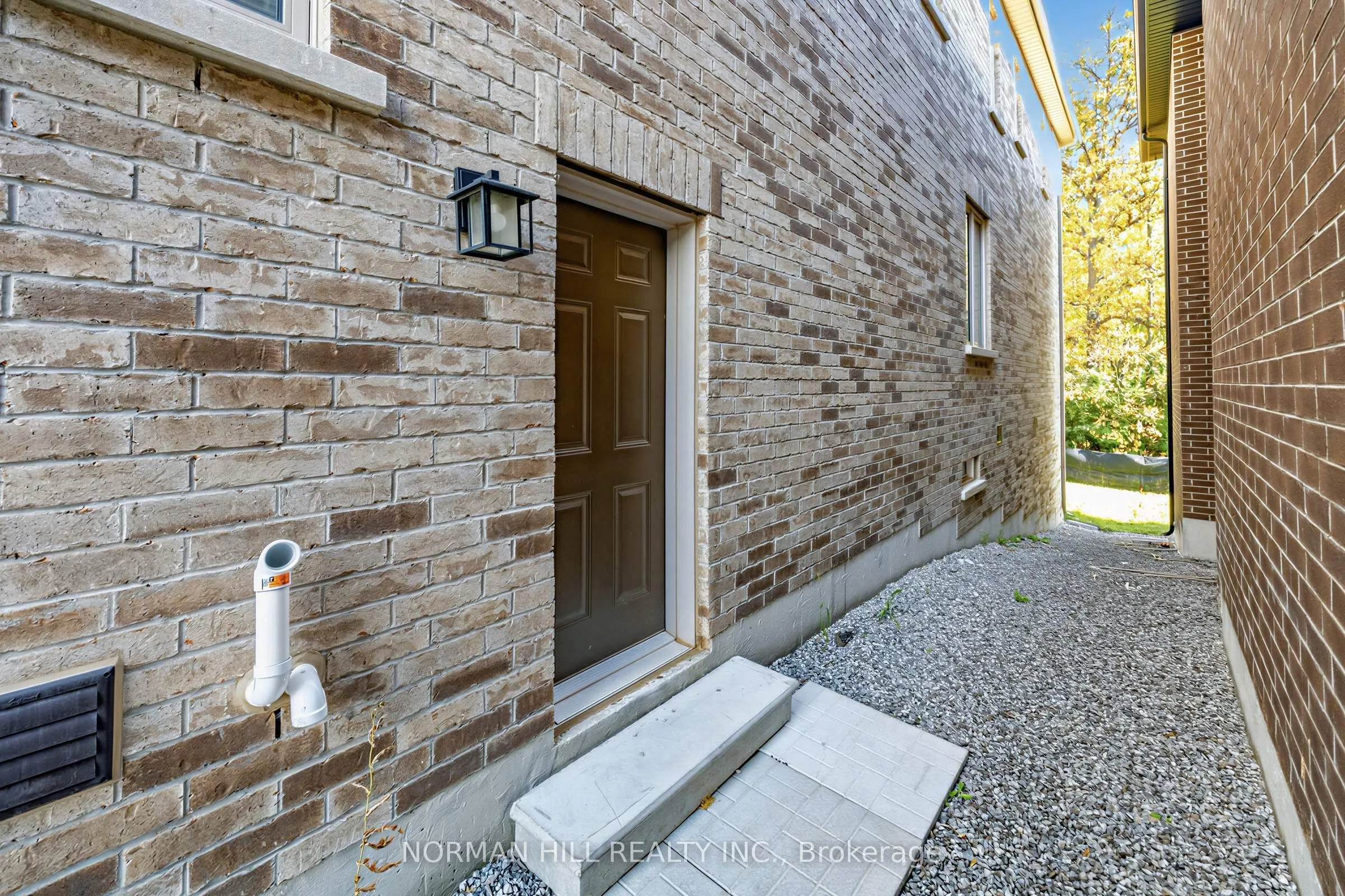 129 Antibes Drive