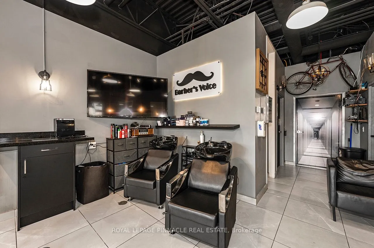 3700 Eglinton Avenue W #63