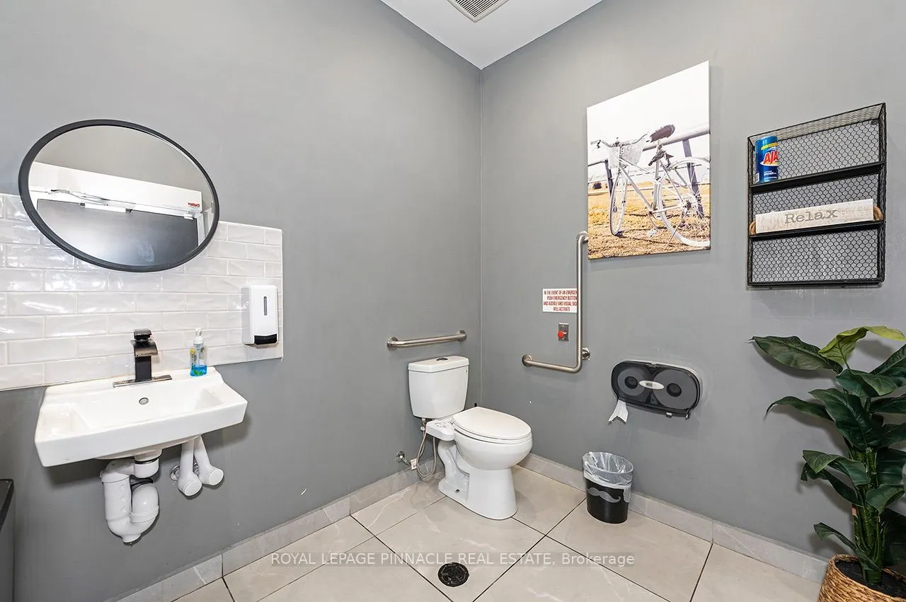 3700 Eglinton Avenue W #63