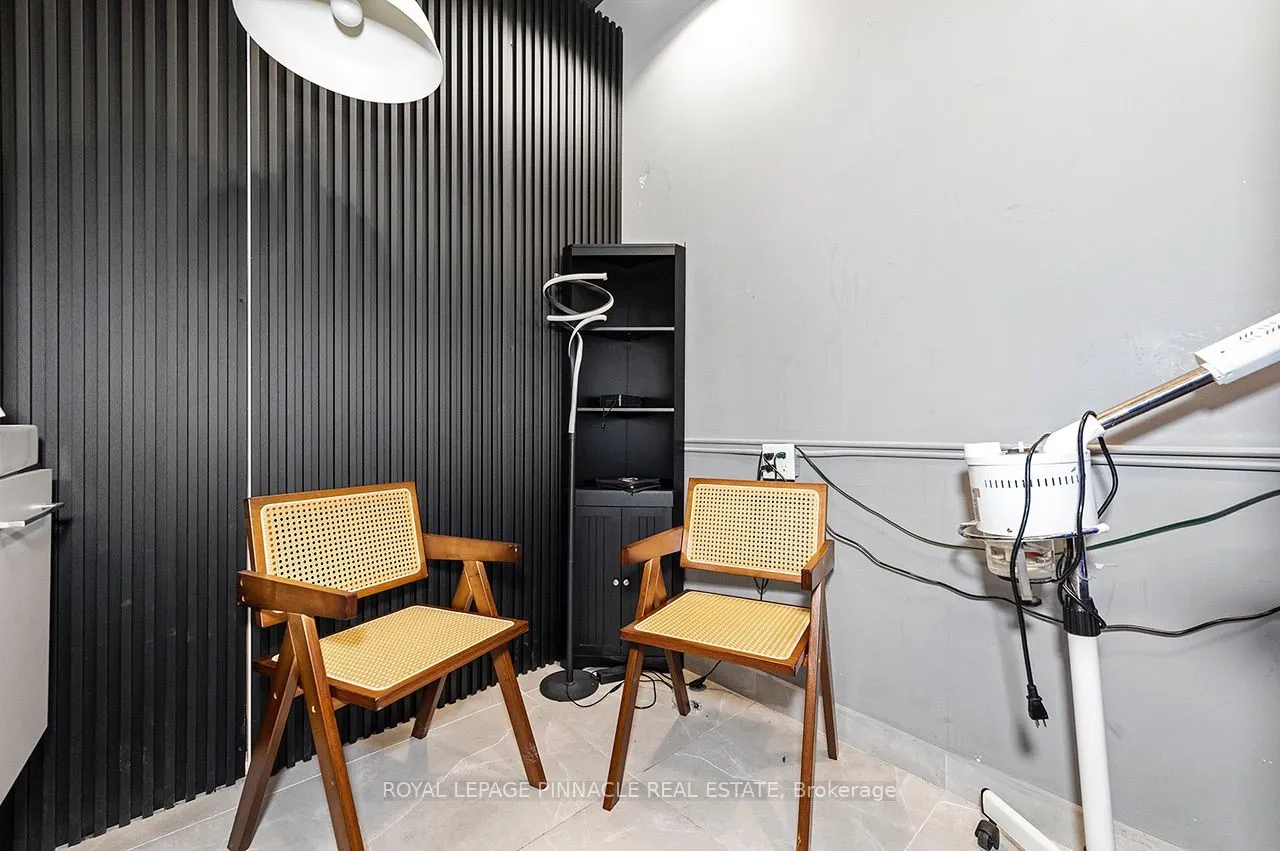 3700 Eglinton Avenue W #63